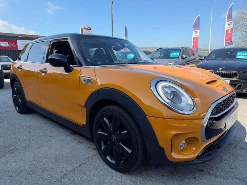 A 2015 MINI CLUBMAN 2.0 Cooper S Auto Euro 6 (s/s) 6dr A 2015 MINI CLUBMAN 2.0 Cooper S Auto Euro 6 (s/s) 6dr