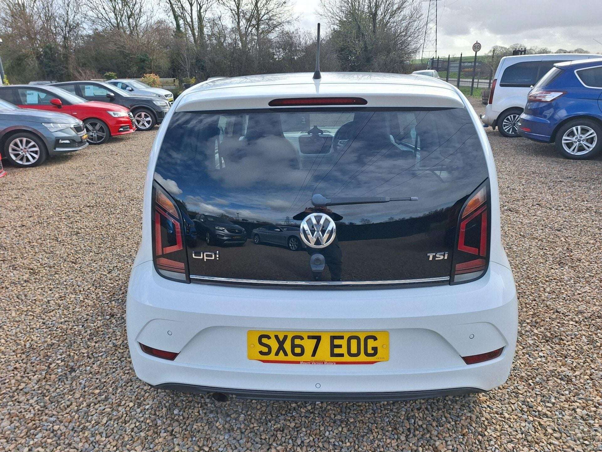 2017 VOLKSWAGEN UP 2017 VOLKSWAGEN UP