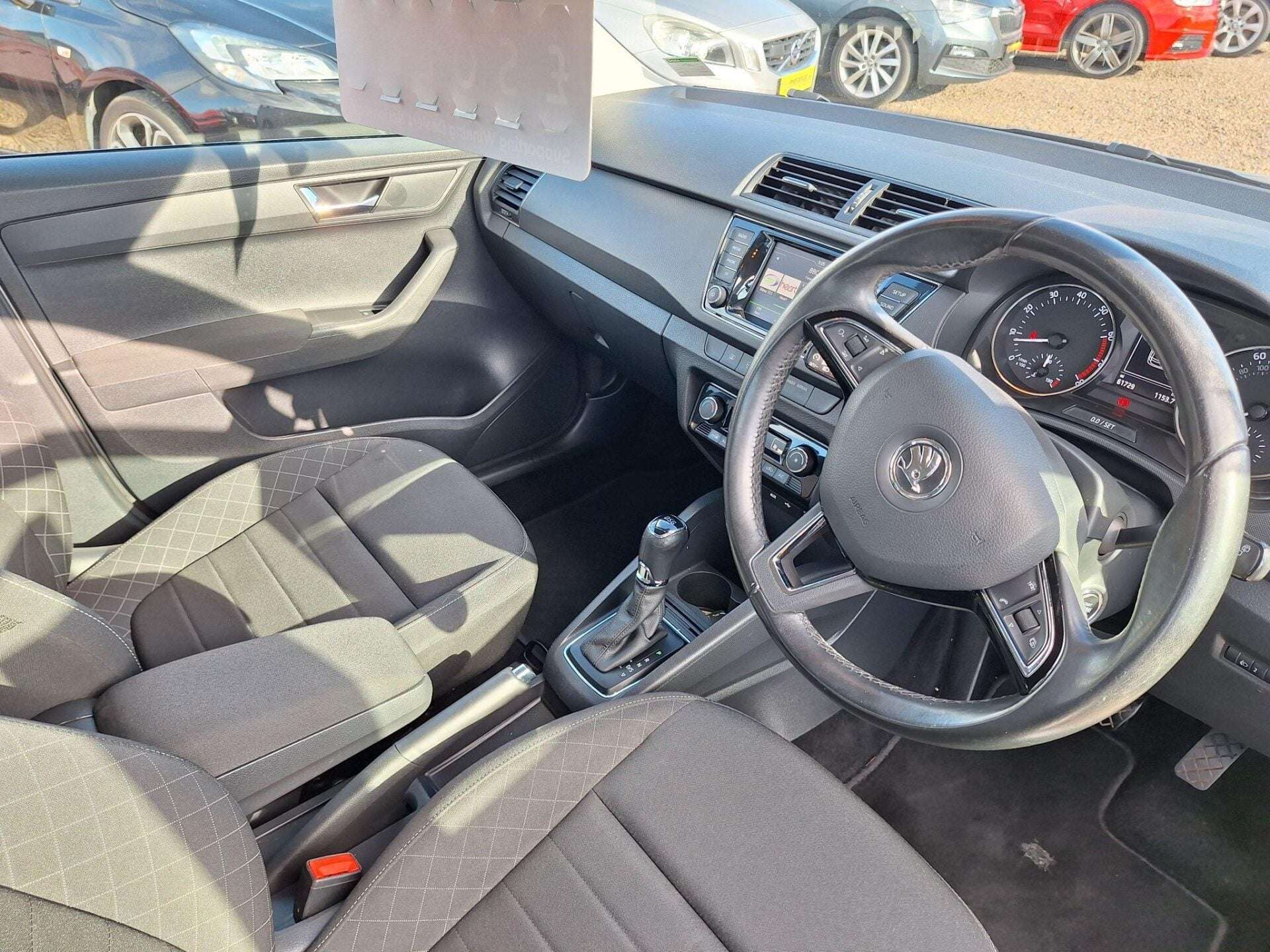 2015 SKODA FABIA 2015 SKODA FABIA