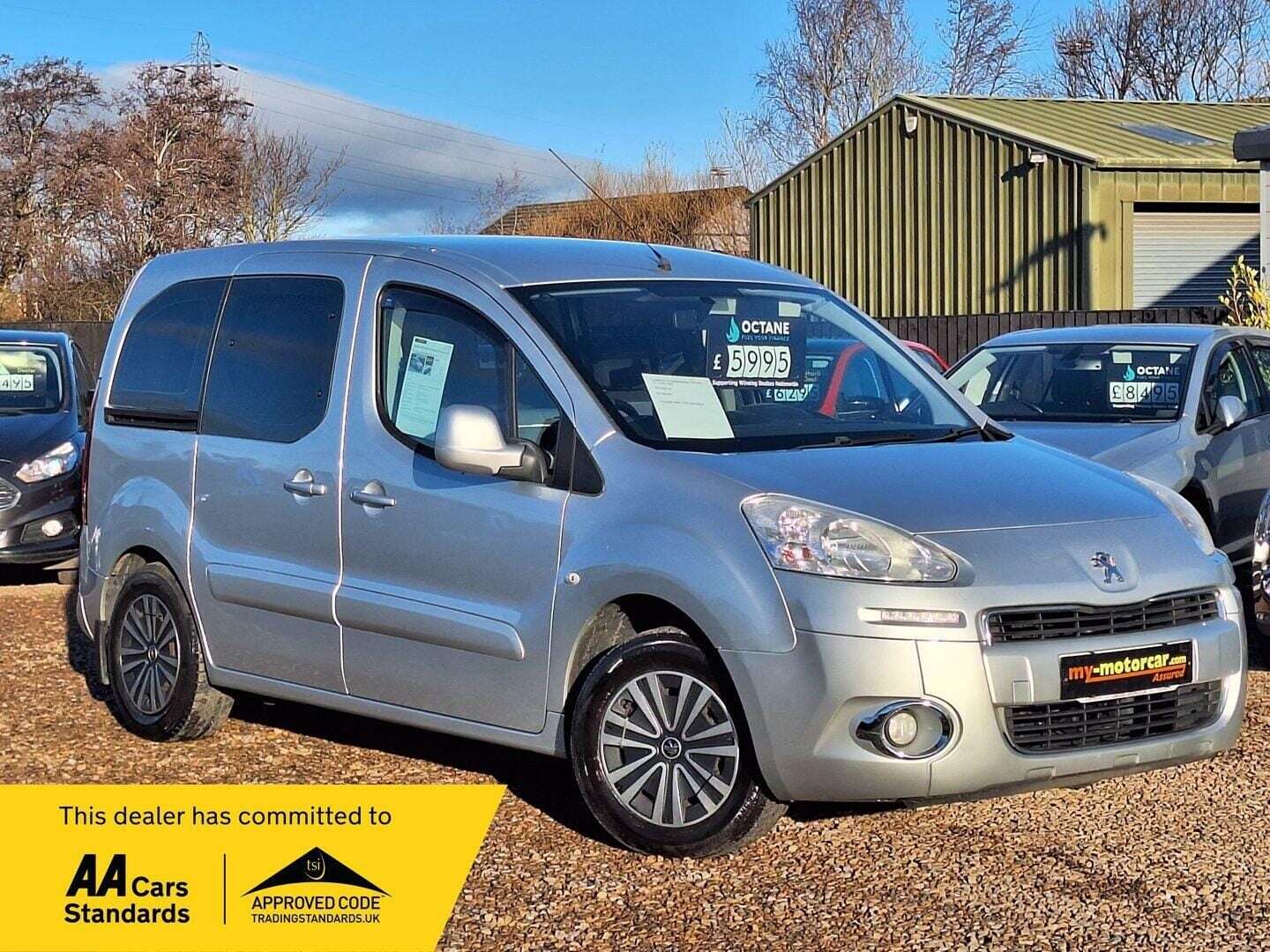 A 2013 PEUGEOT PARTNER TEPEE 1.6 HDi Tepee S EGC (s/s) 5dr A 2013 PEUGEOT PARTNER TEPEE 1.6 HDi Tepee S EGC (s/s) 5dr