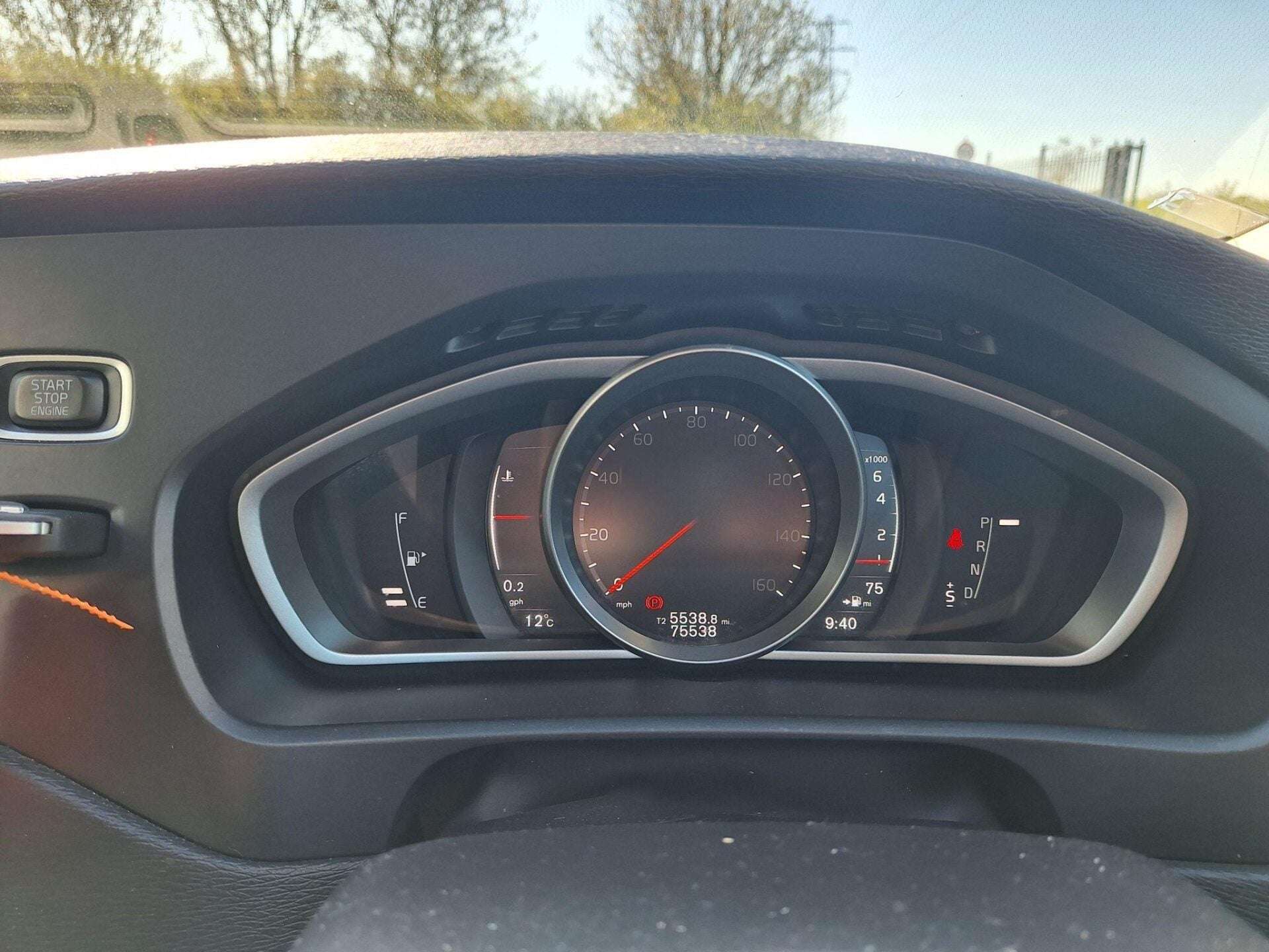 2018 VOLVO V40 2018 VOLVO V40