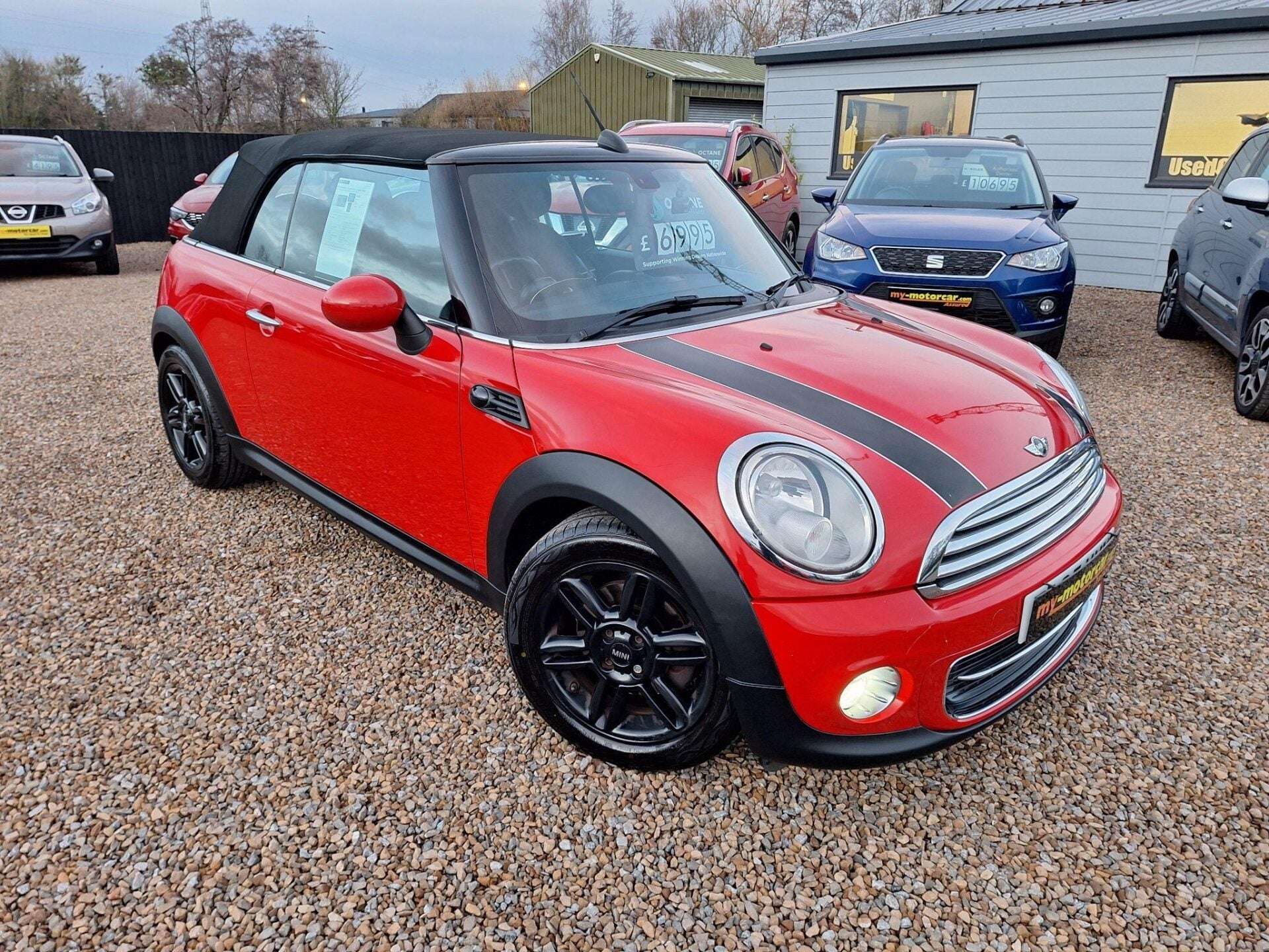 A 2015 MINI CONVERTIBLE 1.6 Cooper Euro 6 (s/s) 2dr A 2015 MINI CONVERTIBLE 1.6 Cooper Euro 6 (s/s) 2dr