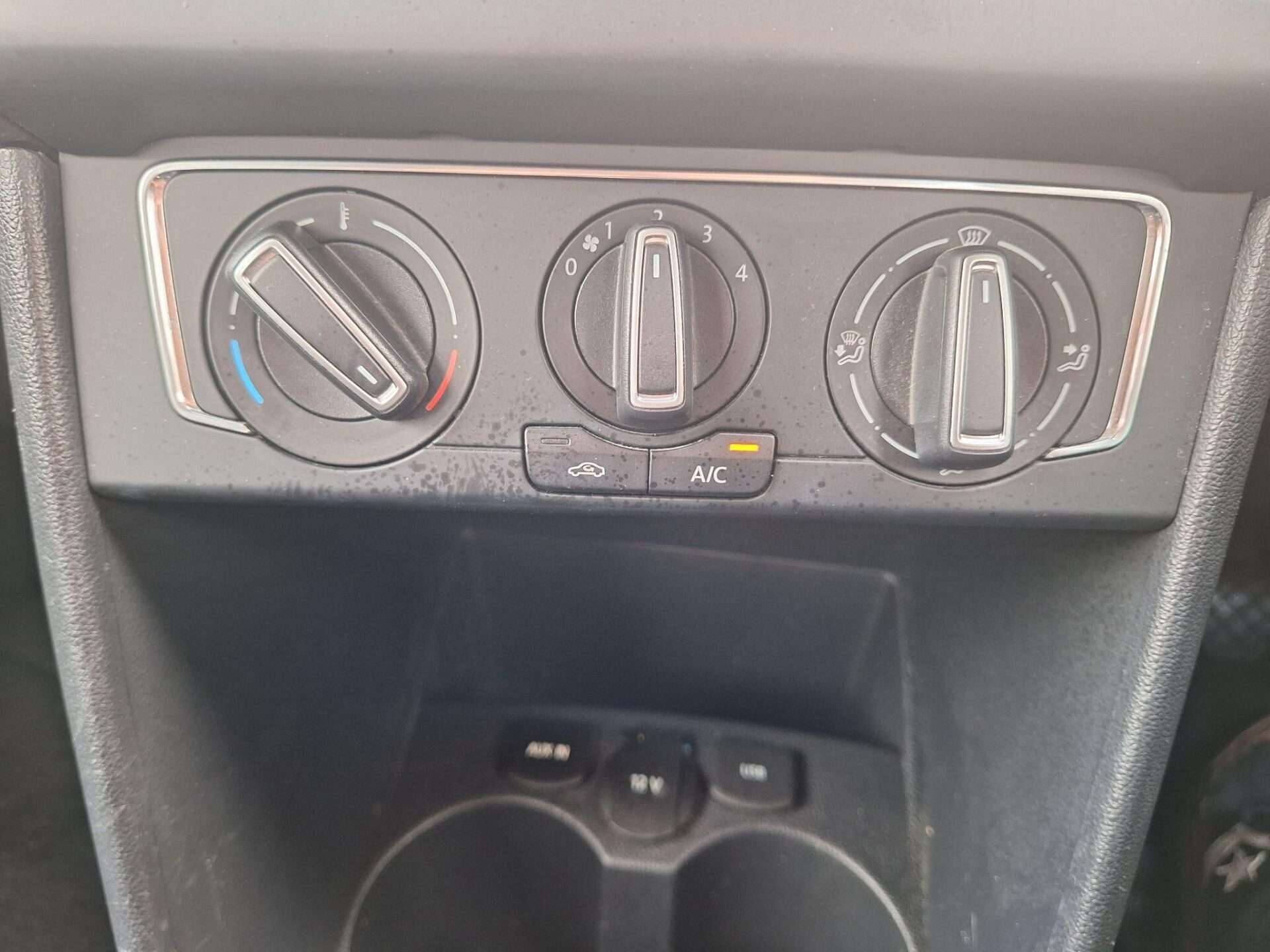 2015 VOLKSWAGEN POLO 2015 VOLKSWAGEN POLO