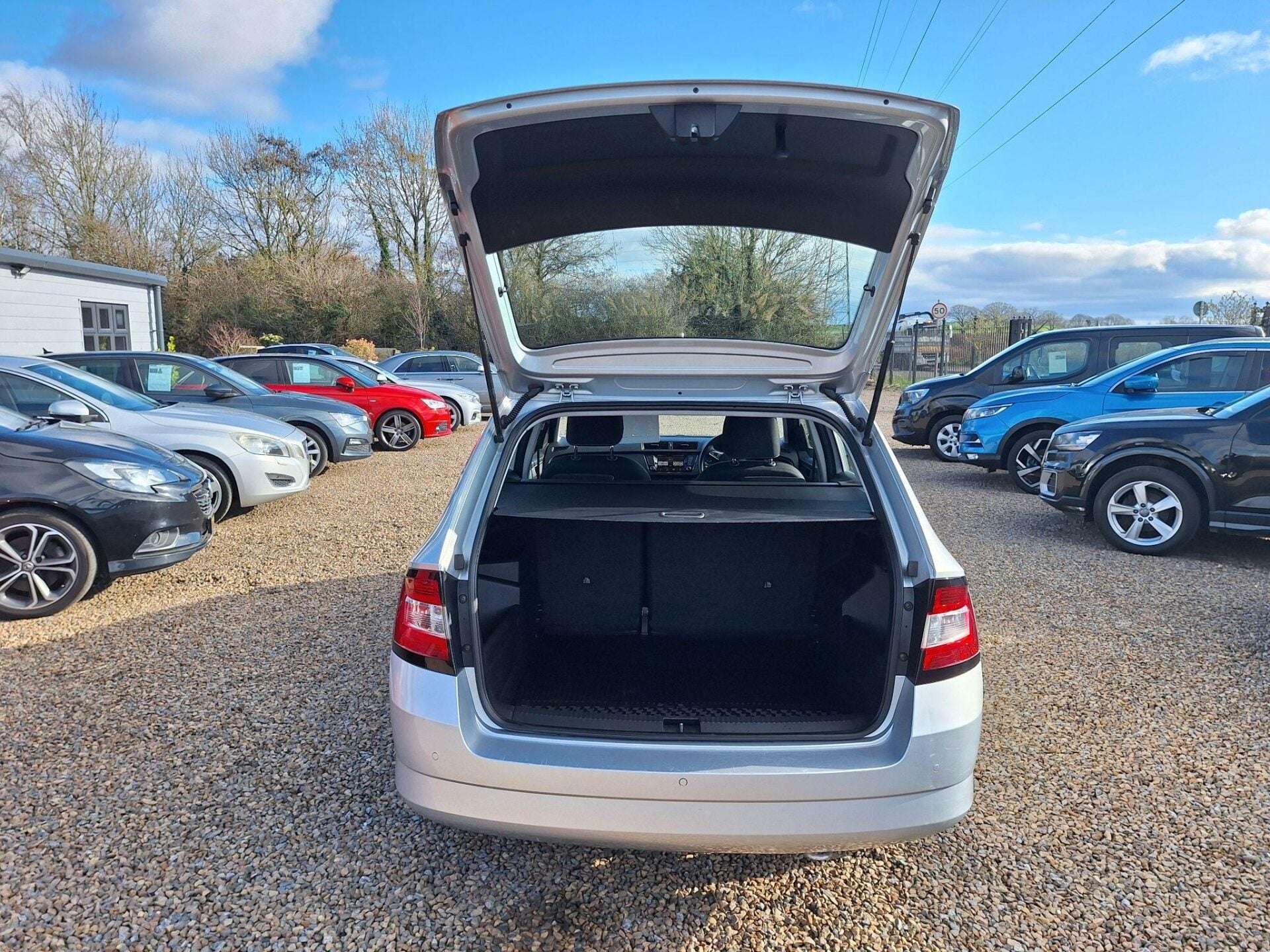 2015 SKODA FABIA 2015 SKODA FABIA