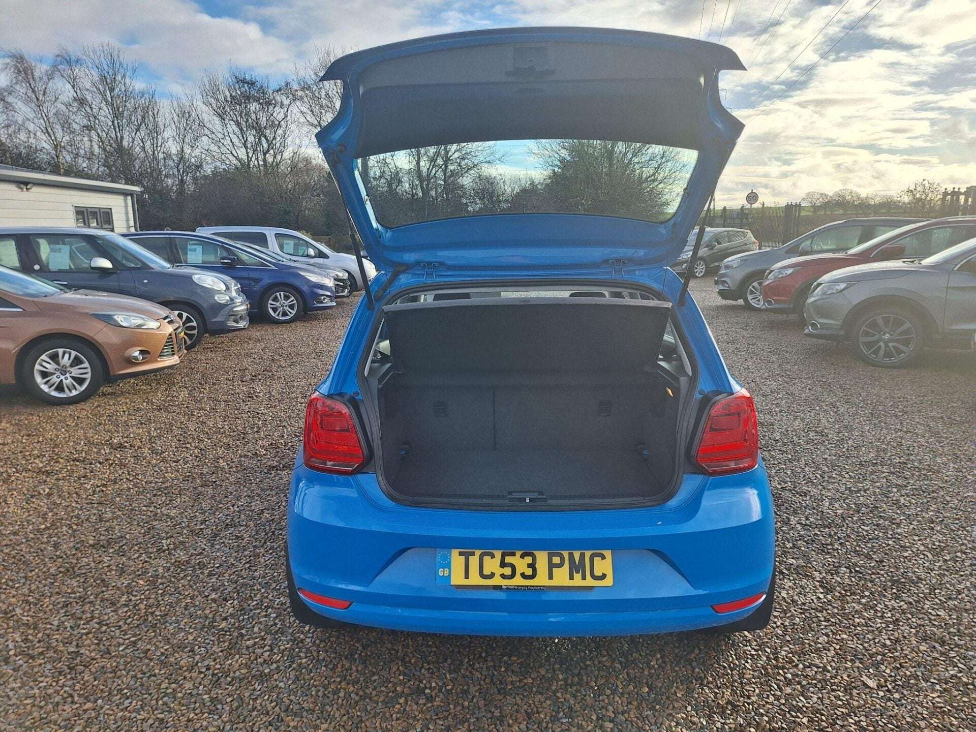 2015 VOLKSWAGEN POLO 2015 VOLKSWAGEN POLO