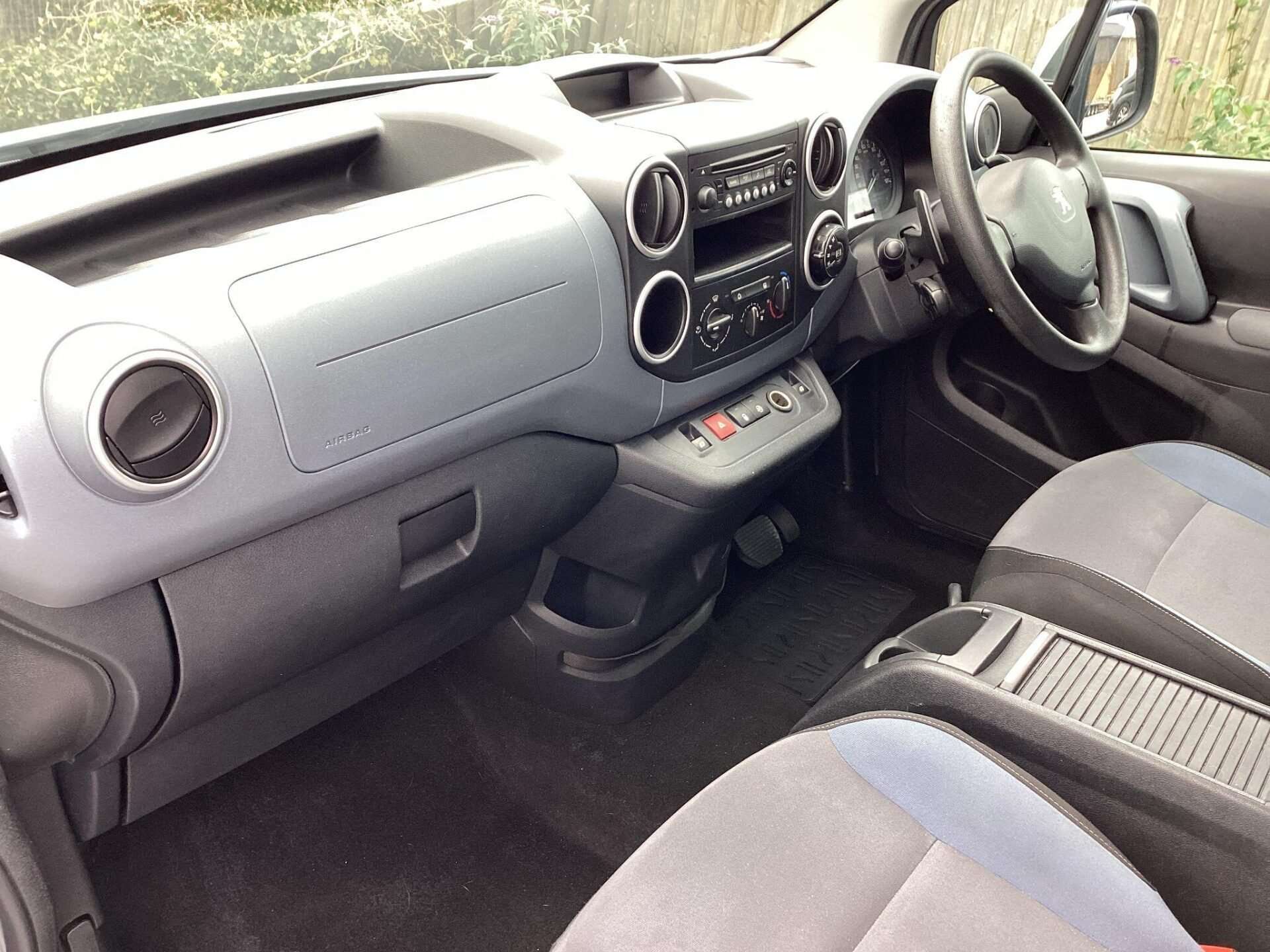 2013 PEUGEOT PARTNER TEPEE 2013 PEUGEOT PARTNER TEPEE