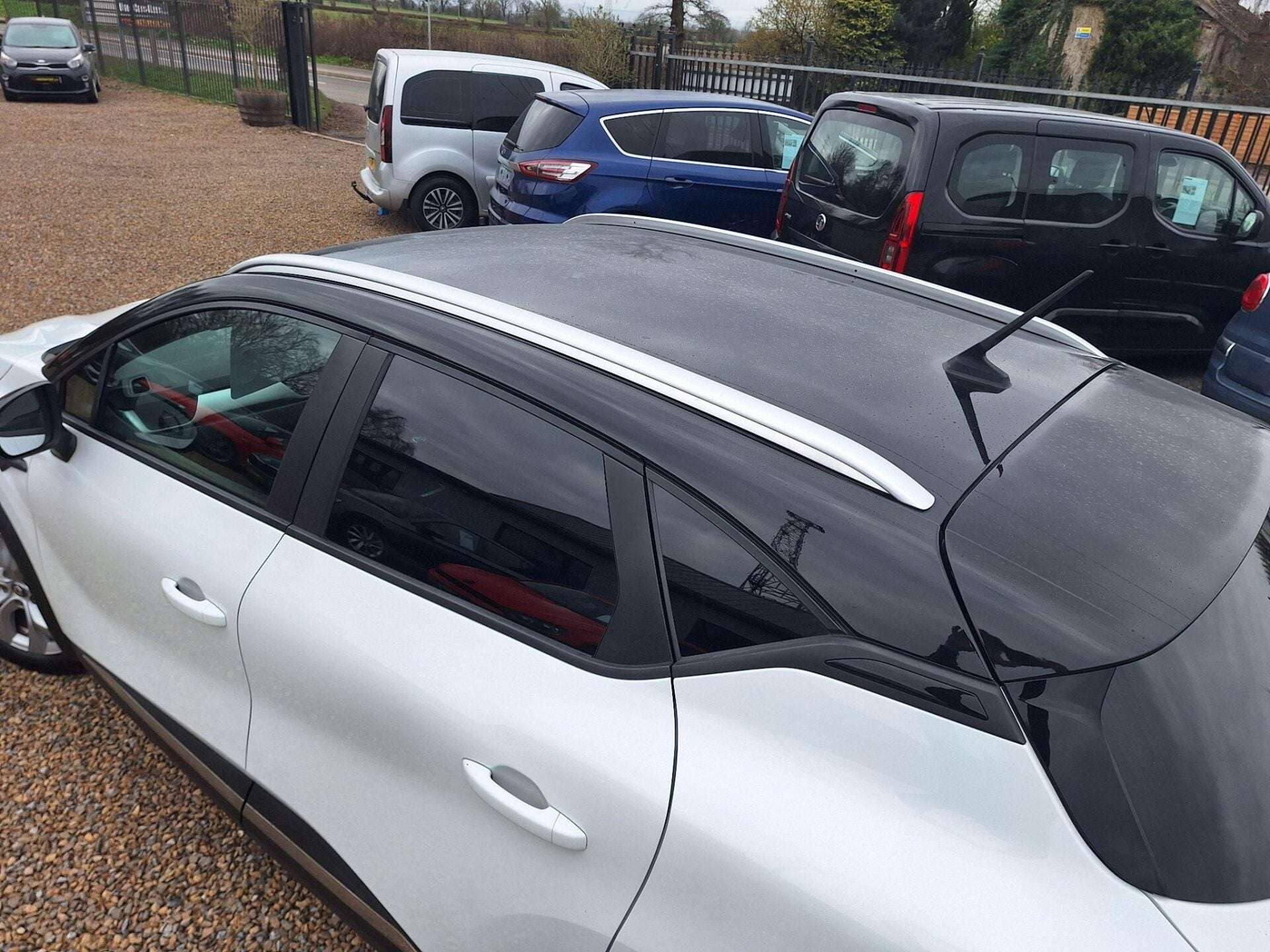 2021 RENAULT CAPTUR 2021 RENAULT CAPTUR