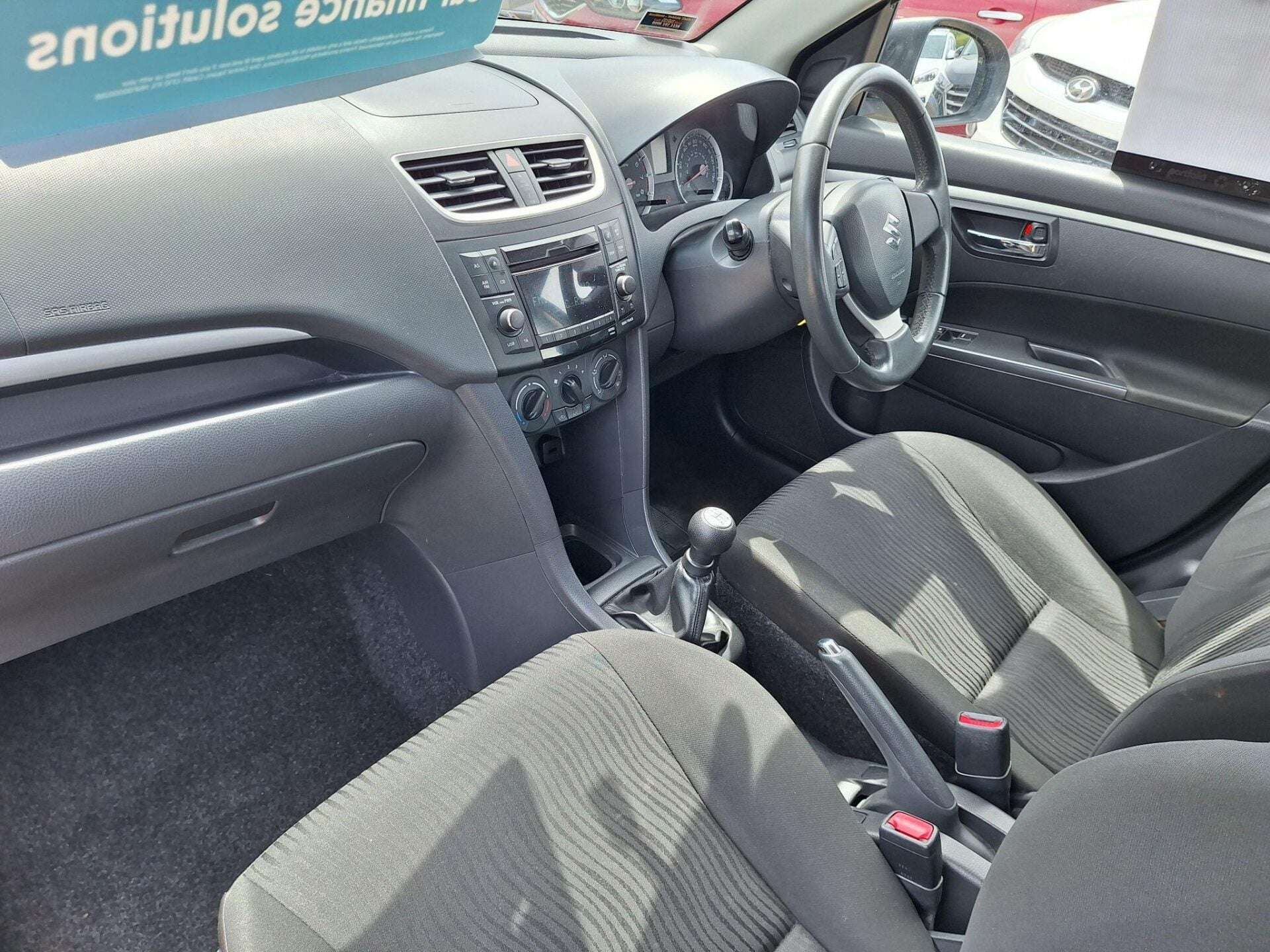 A 2011 SUZUKI SWIFT 1.2 SZ3 Euro 5 5dr A 2011 SUZUKI SWIFT 1.2 SZ3 Euro 5 5dr