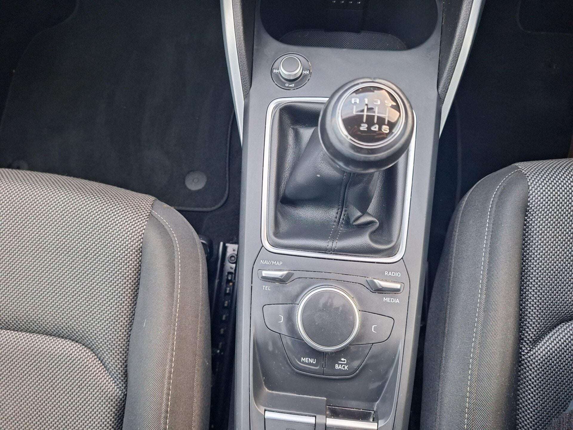 2019 AUDI Q2 2019 AUDI Q2