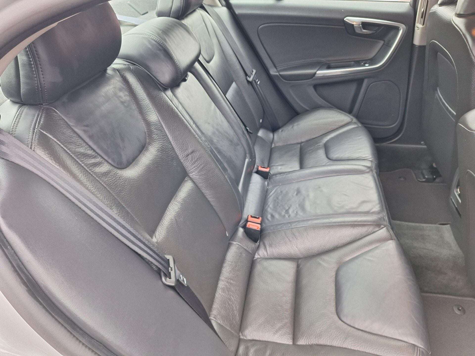 2012 VOLVO S60 2012 VOLVO S60