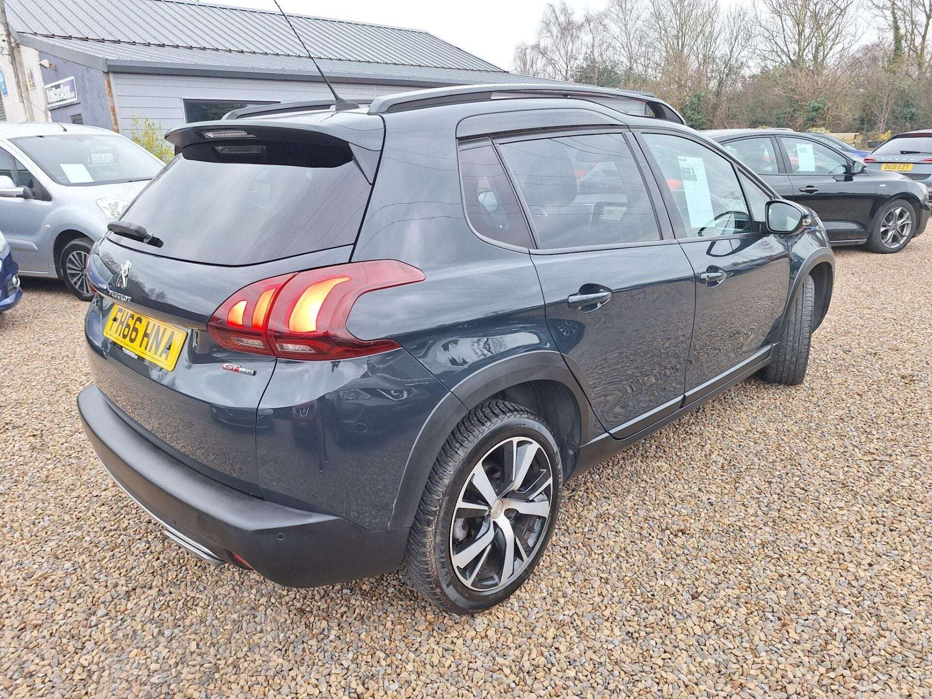 2016 PEUGEOT 2008 2016 PEUGEOT 2008
