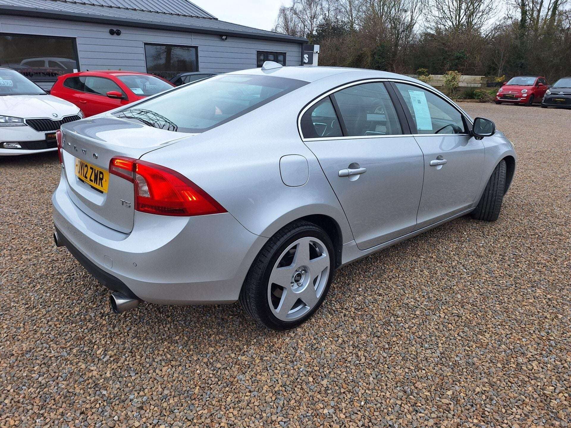 2012 VOLVO S60 2012 VOLVO S60