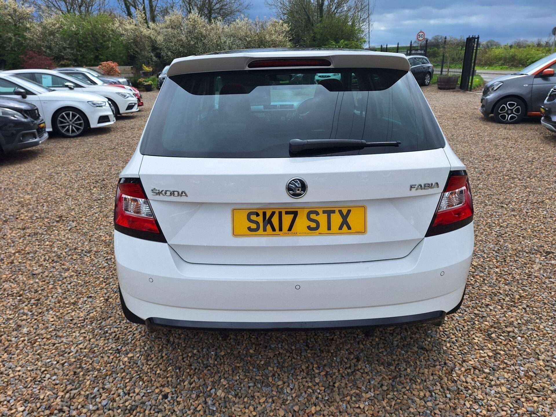 2017 SKODA FABIA 2017 SKODA FABIA