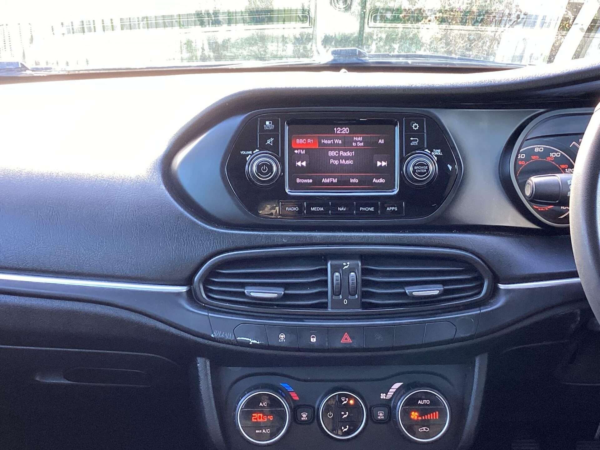 2017 FIAT TIPO 2017 FIAT TIPO