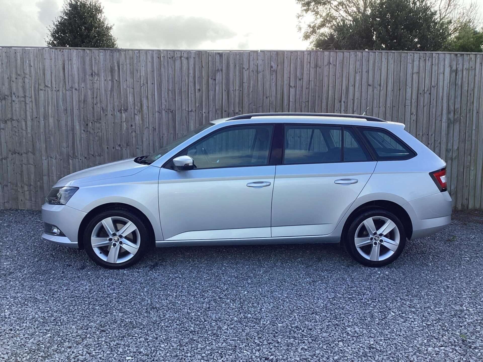 2015 SKODA FABIA 2015 SKODA FABIA