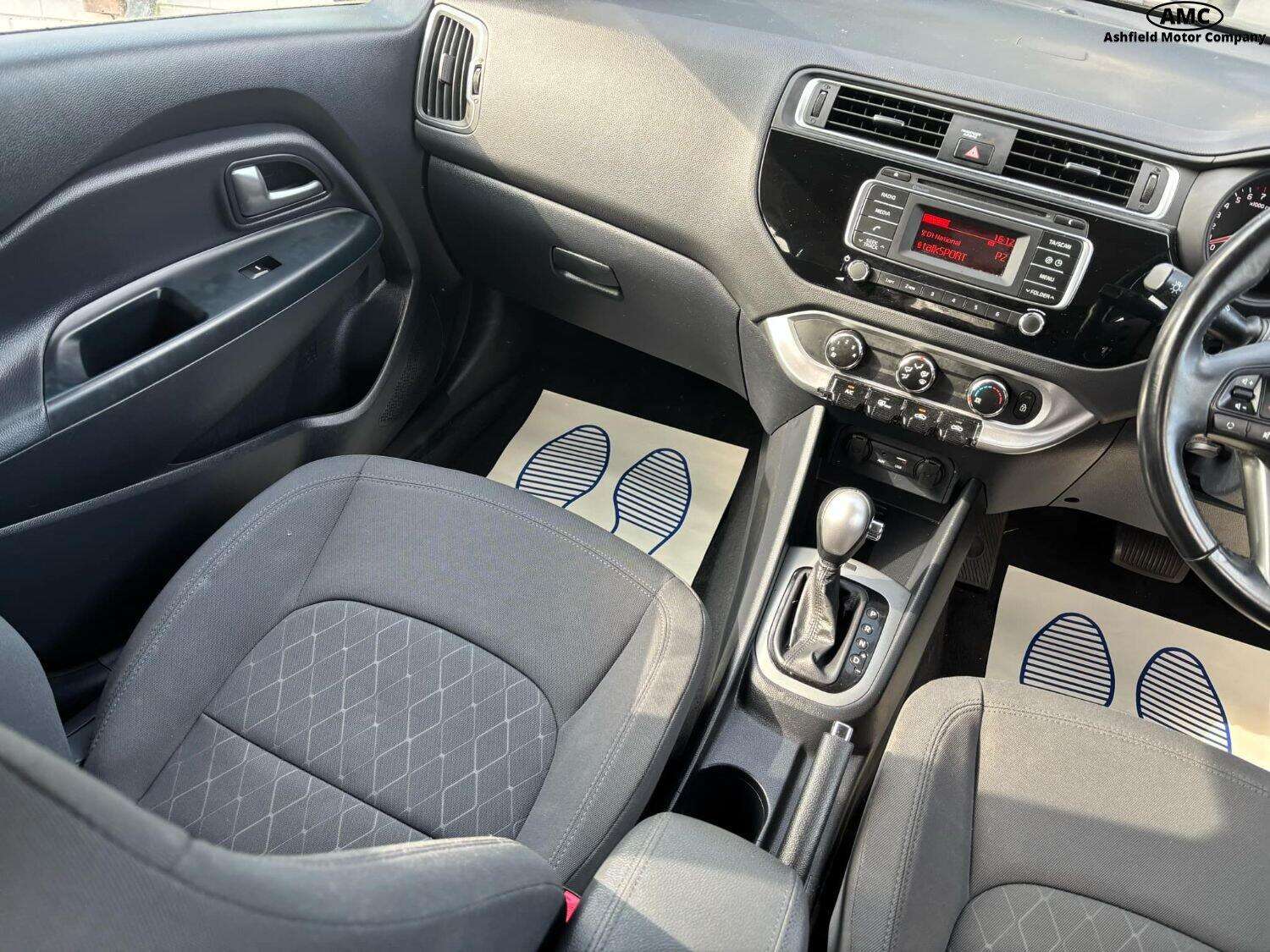 2017 KIA RIO 2017 KIA RIO