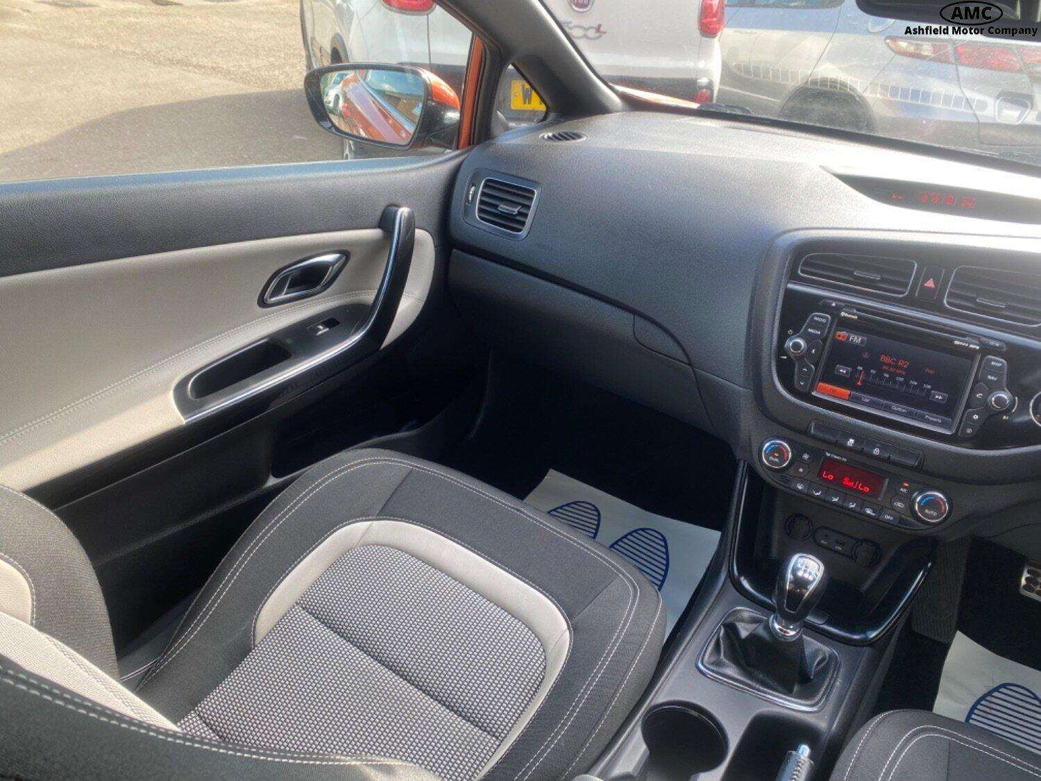 2015 KIA PROCEED 2015 KIA PROCEED