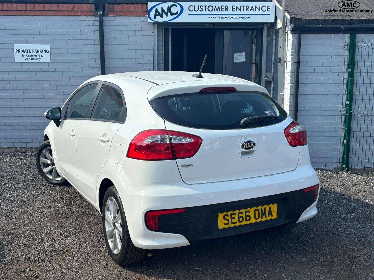 2017 KIA RIO 2017 KIA RIO