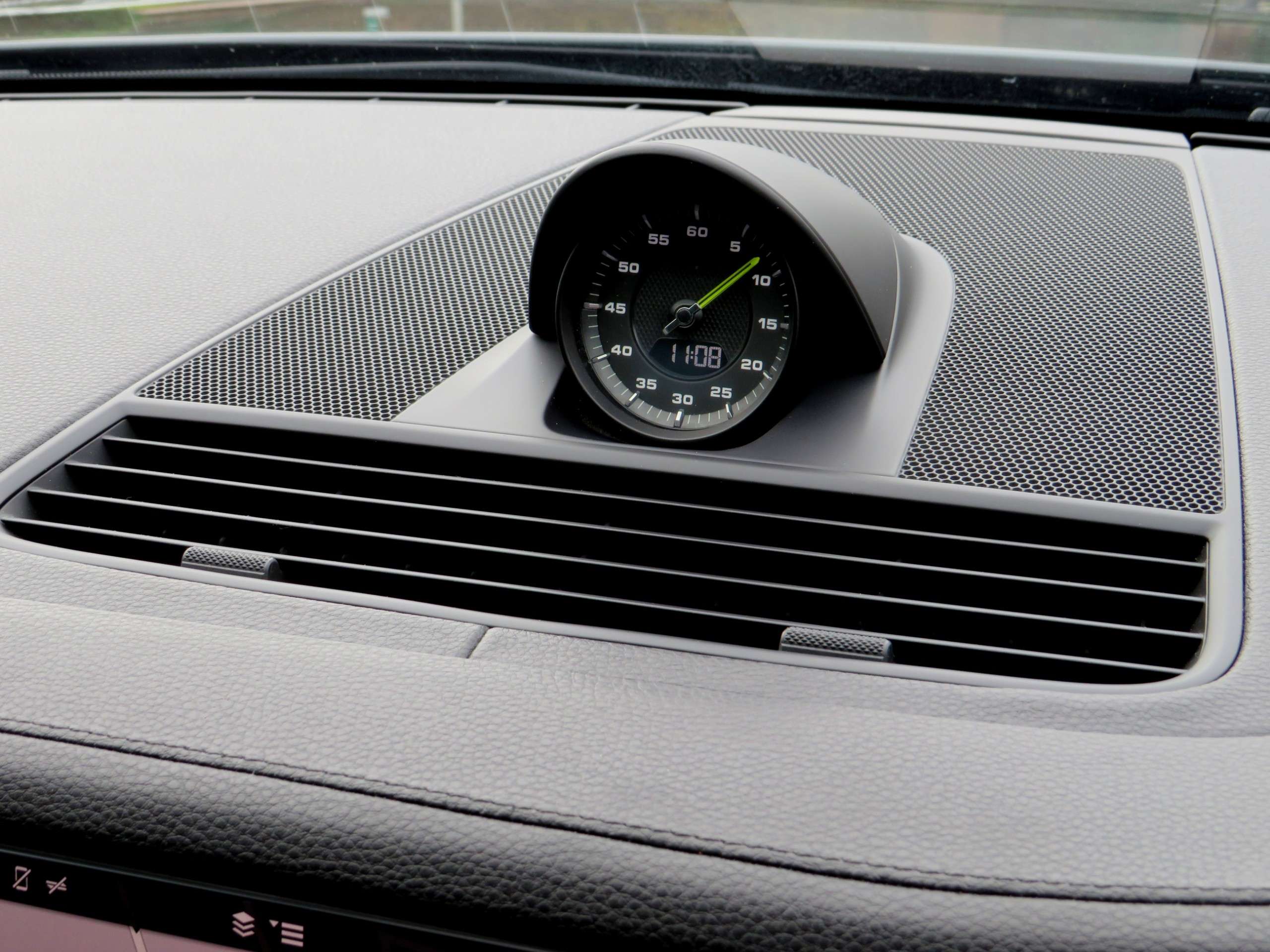 2018 PORSCHE PANAMERA 2018 PORSCHE PANAMERA