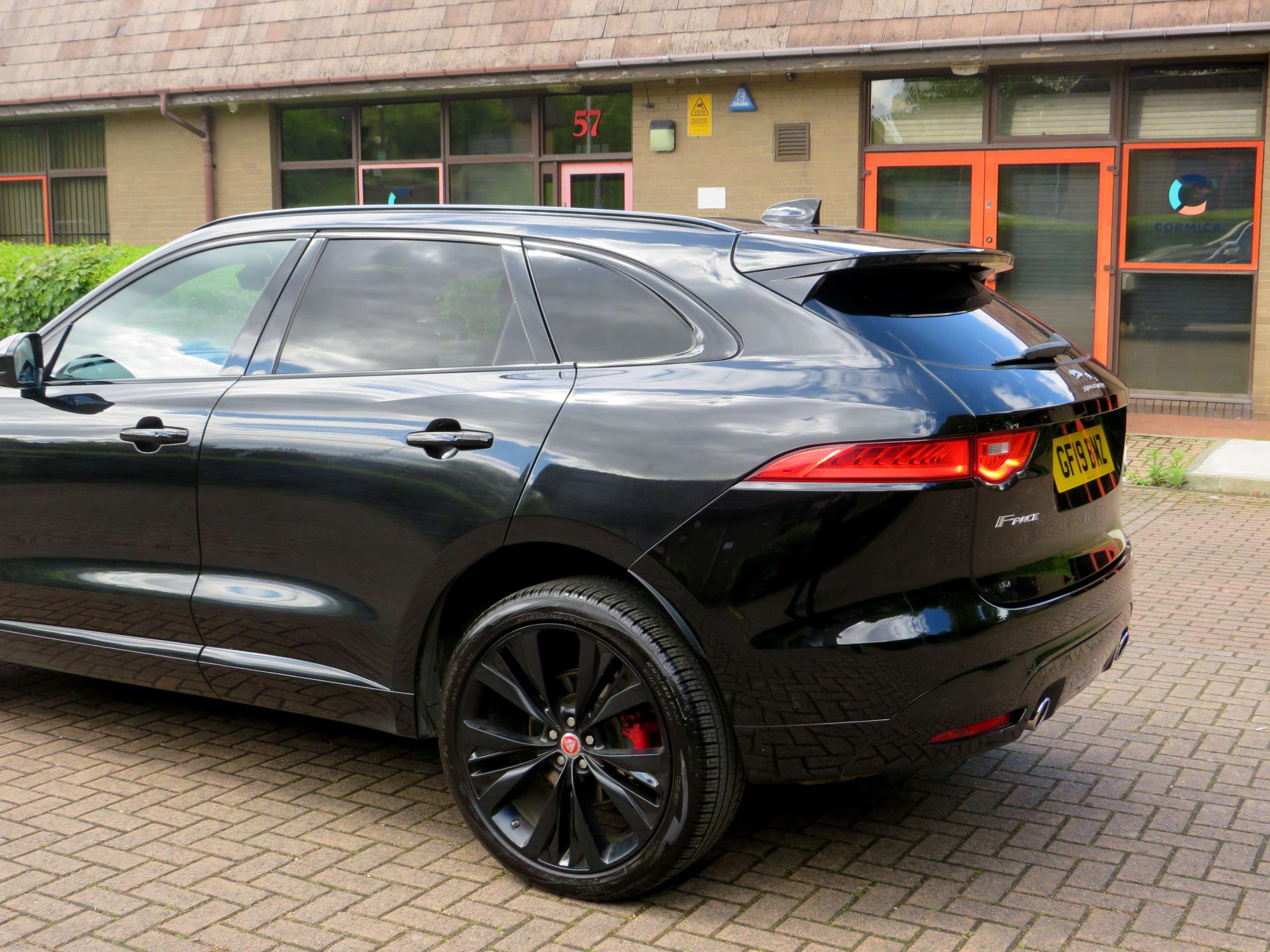 2019 JAGUAR F-PACE 2019 JAGUAR F-PACE