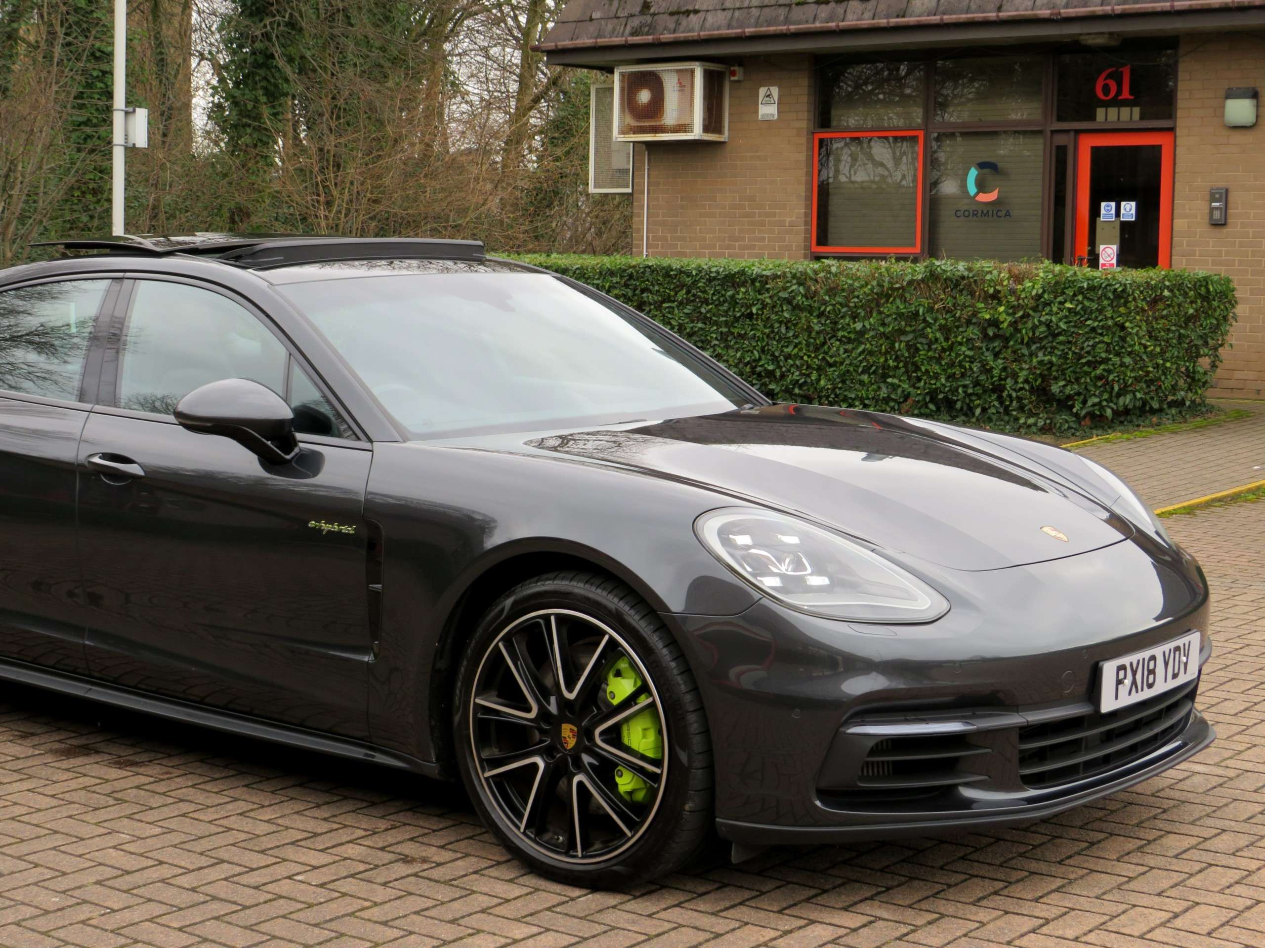 2018 PORSCHE PANAMERA 2018 PORSCHE PANAMERA
