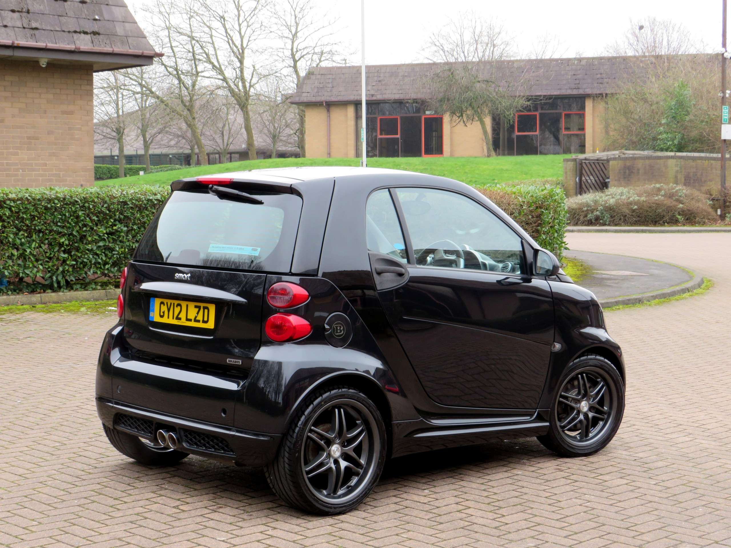 A 2012 SMART FORTWO 1.0 BRABUS Xclusive Coupe 2dr Petrol SoftTouch Euro 5 (102 bhp) A 2012 SMART FORTWO 1.0 BRABUS Xclusive Coupe 2dr Petrol SoftTouch Euro 5 (102 bhp)