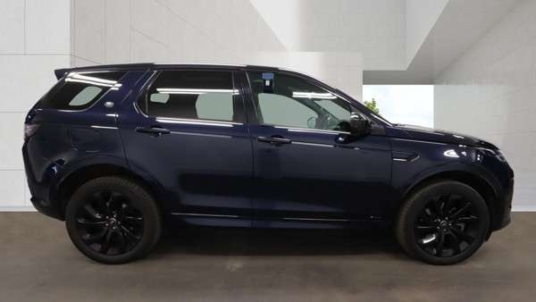 A 2021 LAND ROVER DISCOVERY SPORT 1.5 P300e 12.2kWh R-Dynamic S SUV 5dr Petrol Plug-in Hybrid Auto 4WD Euro 6 (s/s) (309 ps) A 2021 LAND ROVER DISCOVERY SPORT 1.5 P300e 12.2kWh R-Dynamic S SUV 5dr Petrol Plug-in Hybrid Auto 4WD Euro 6 (s/s) (309 ps)