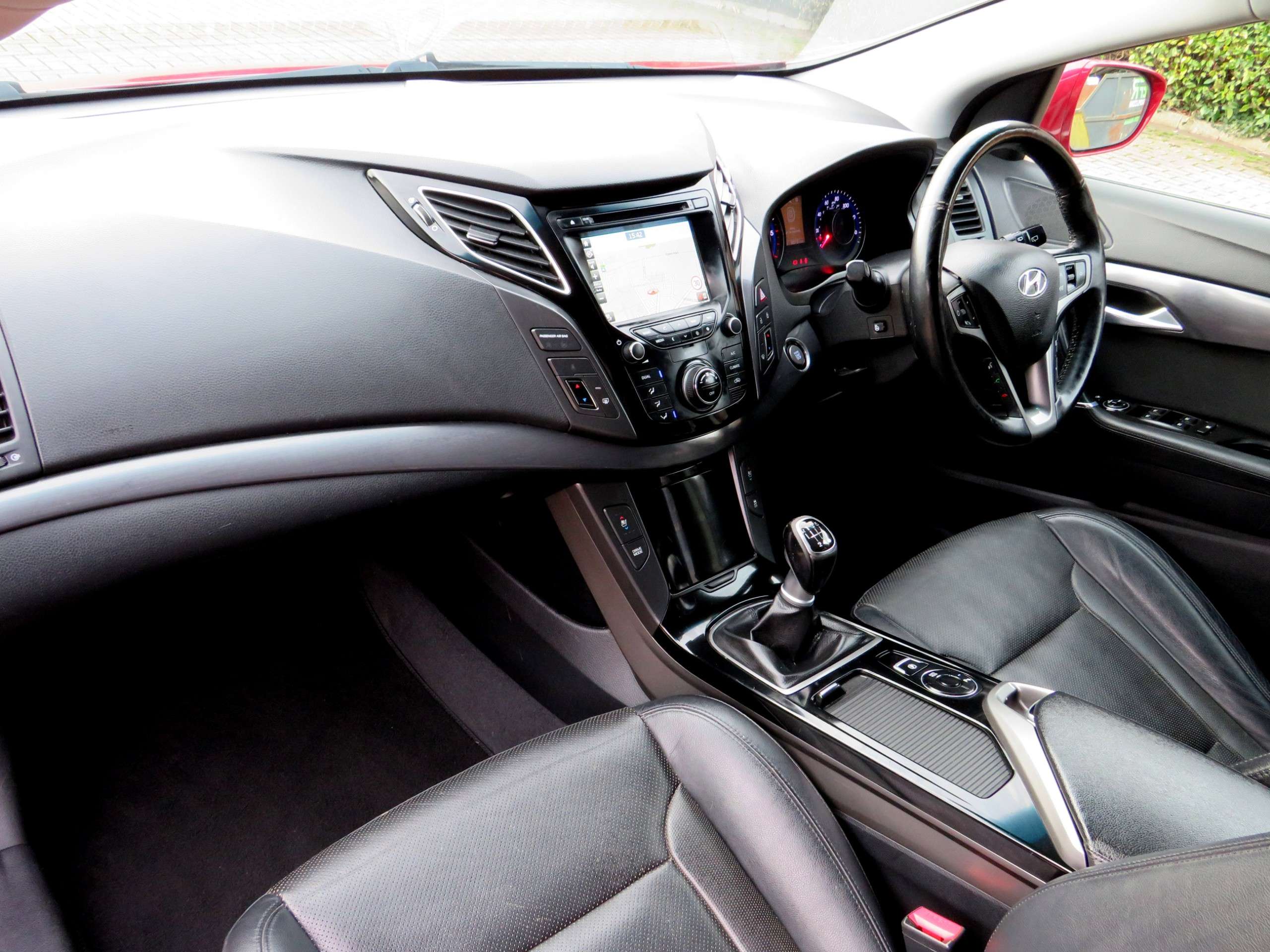 2015 HYUNDAI I40 2015 HYUNDAI I40