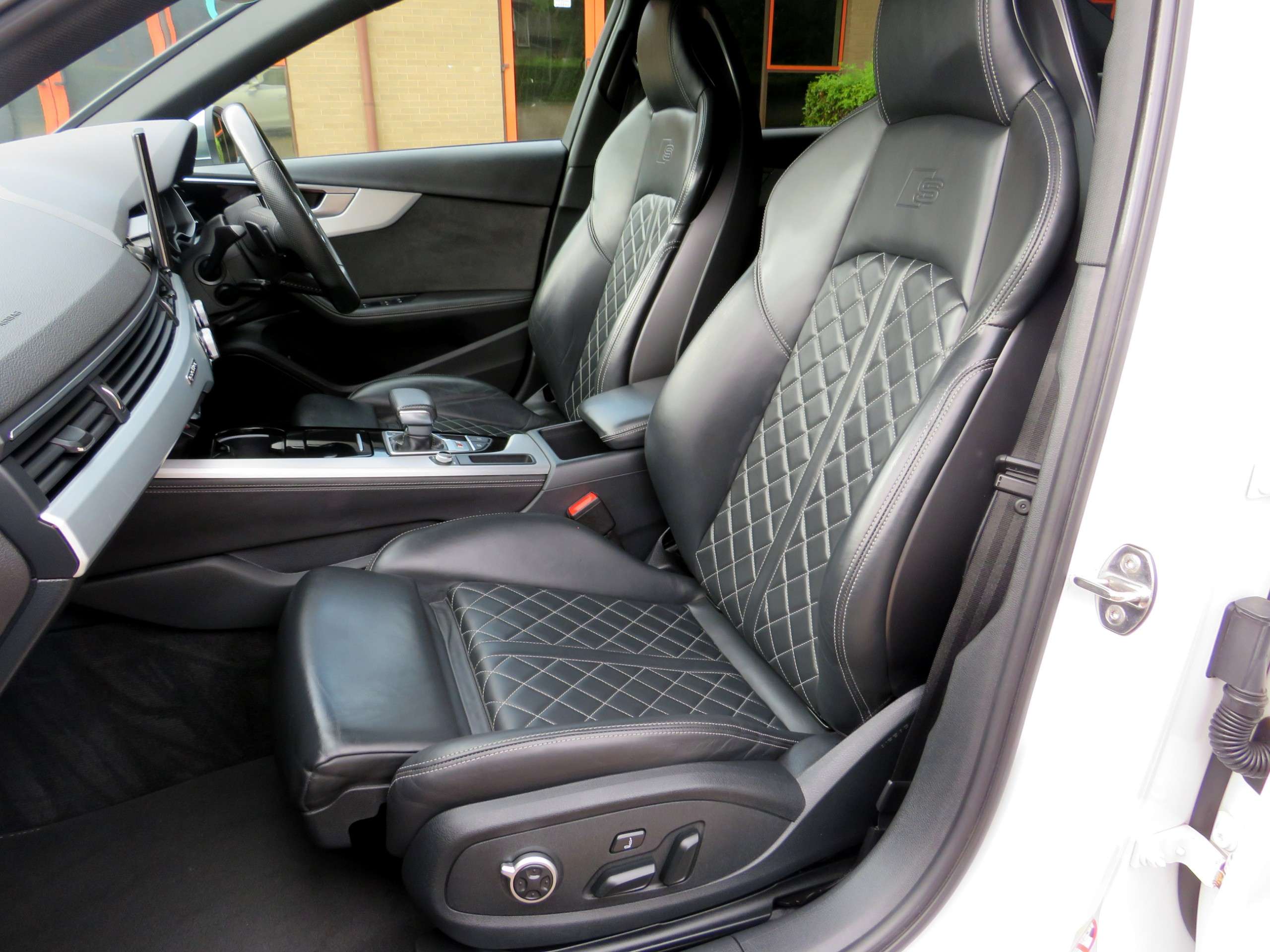 2020 AUDI S4 2020 AUDI S4