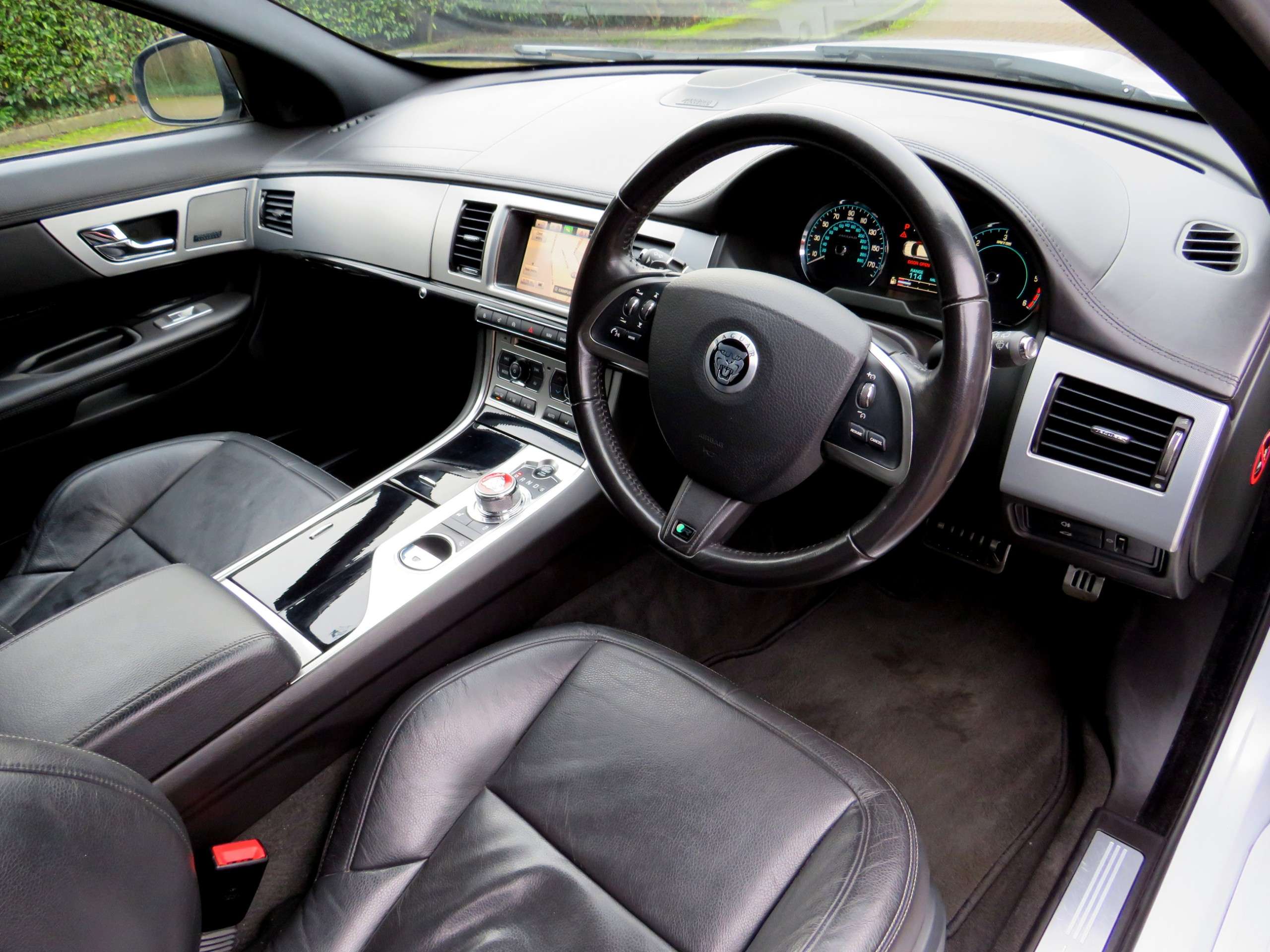 2015 JAGUAR XF 2015 JAGUAR XF