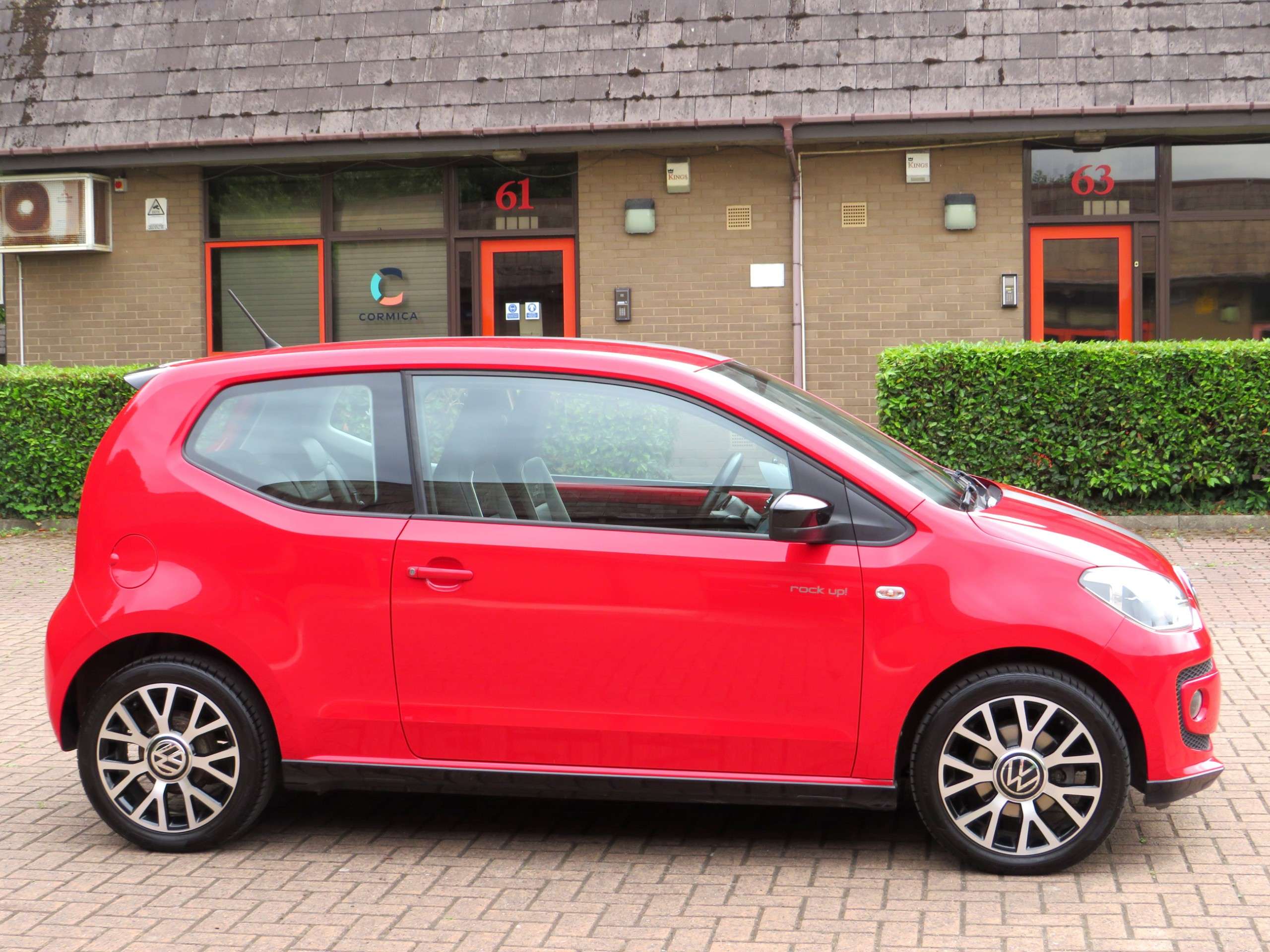 2013 VOLKSWAGEN UP 2013 VOLKSWAGEN UP