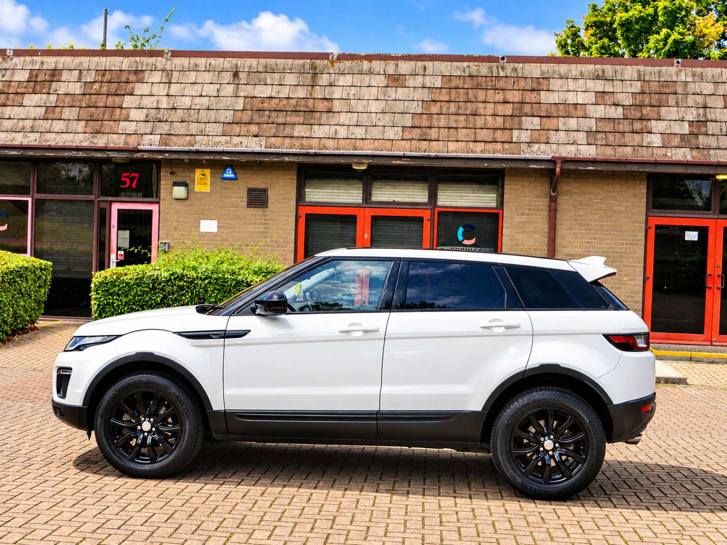 2017 LAND ROVER RANGE ROVER EVOQUE 2017 LAND ROVER RANGE ROVER EVOQUE