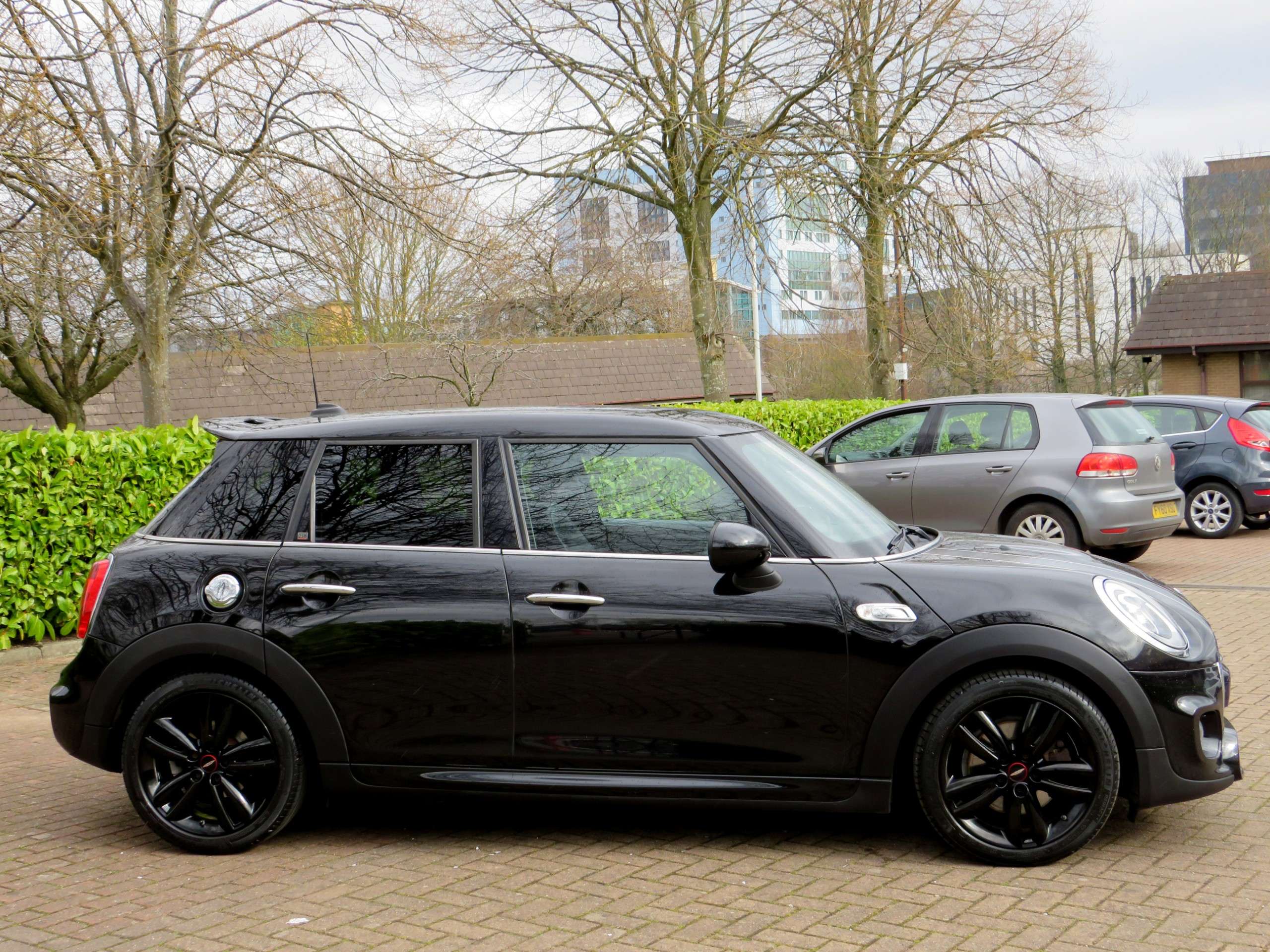 A 2017 MINI COOPER COOPER S WORKS 5-Door A 2017 MINI COOPER COOPER S WORKS 5-Door