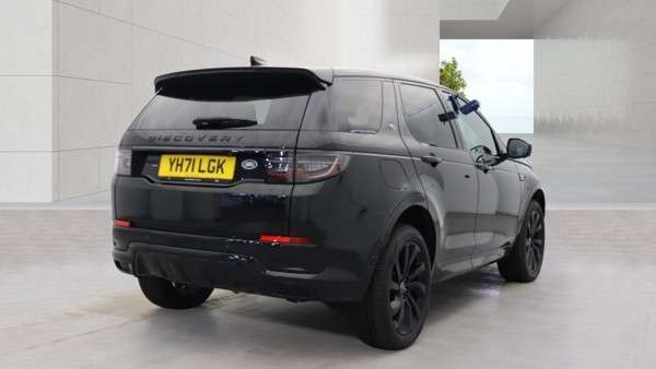 A 2021 LAND ROVER DISCOVERY SPORT 1.5 P300e 12.2kWh R-Dynamic HSE SUV 5dr Petrol Plug-in Hybrid Auto 4WD Euro 6 (s/s) (309 ps) A 2021 LAND ROVER DISCOVERY SPORT 1.5 P300e 12.2kWh R-Dynamic HSE SUV 5dr Petrol Plug-in Hybrid Auto 4WD Euro 6 (s/s) (309 ps)