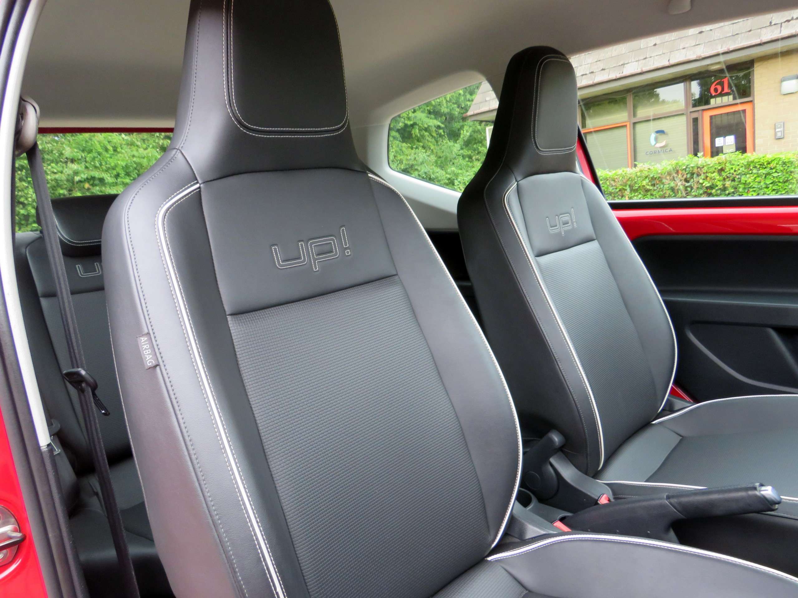 2013 VOLKSWAGEN UP 2013 VOLKSWAGEN UP