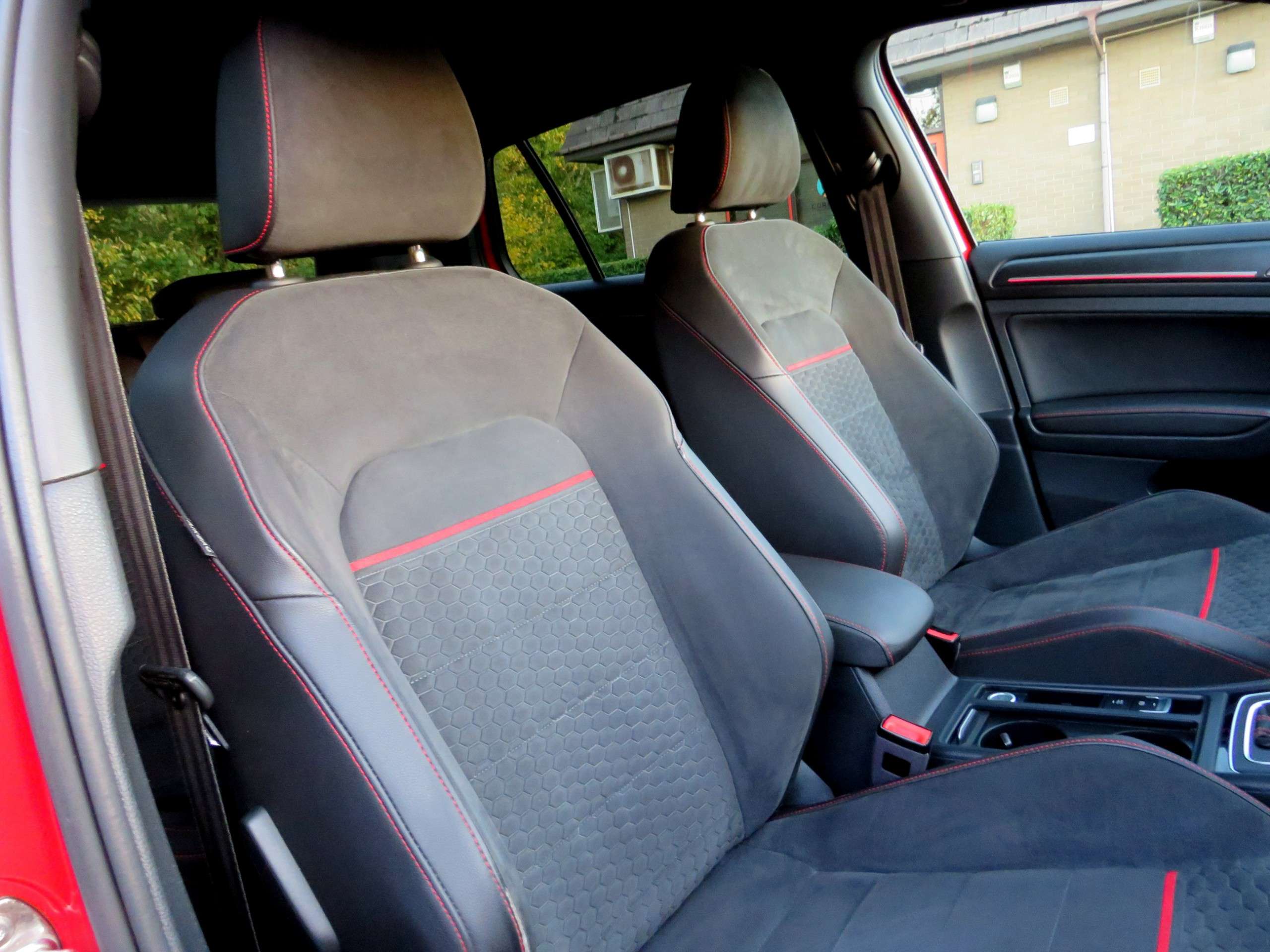 2018 VOLKSWAGEN GOLF 2018 VOLKSWAGEN GOLF