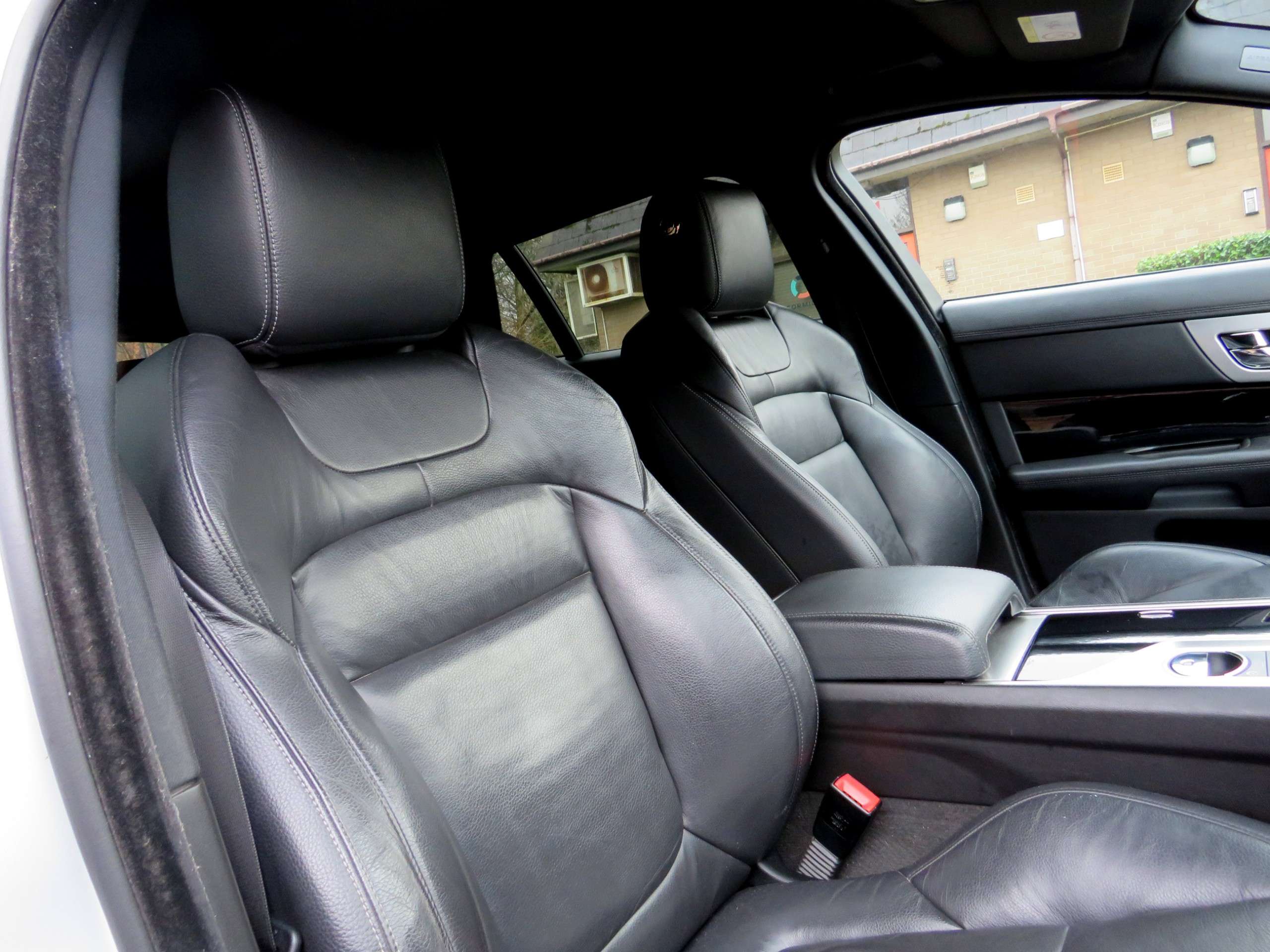 2015 JAGUAR XF 2015 JAGUAR XF