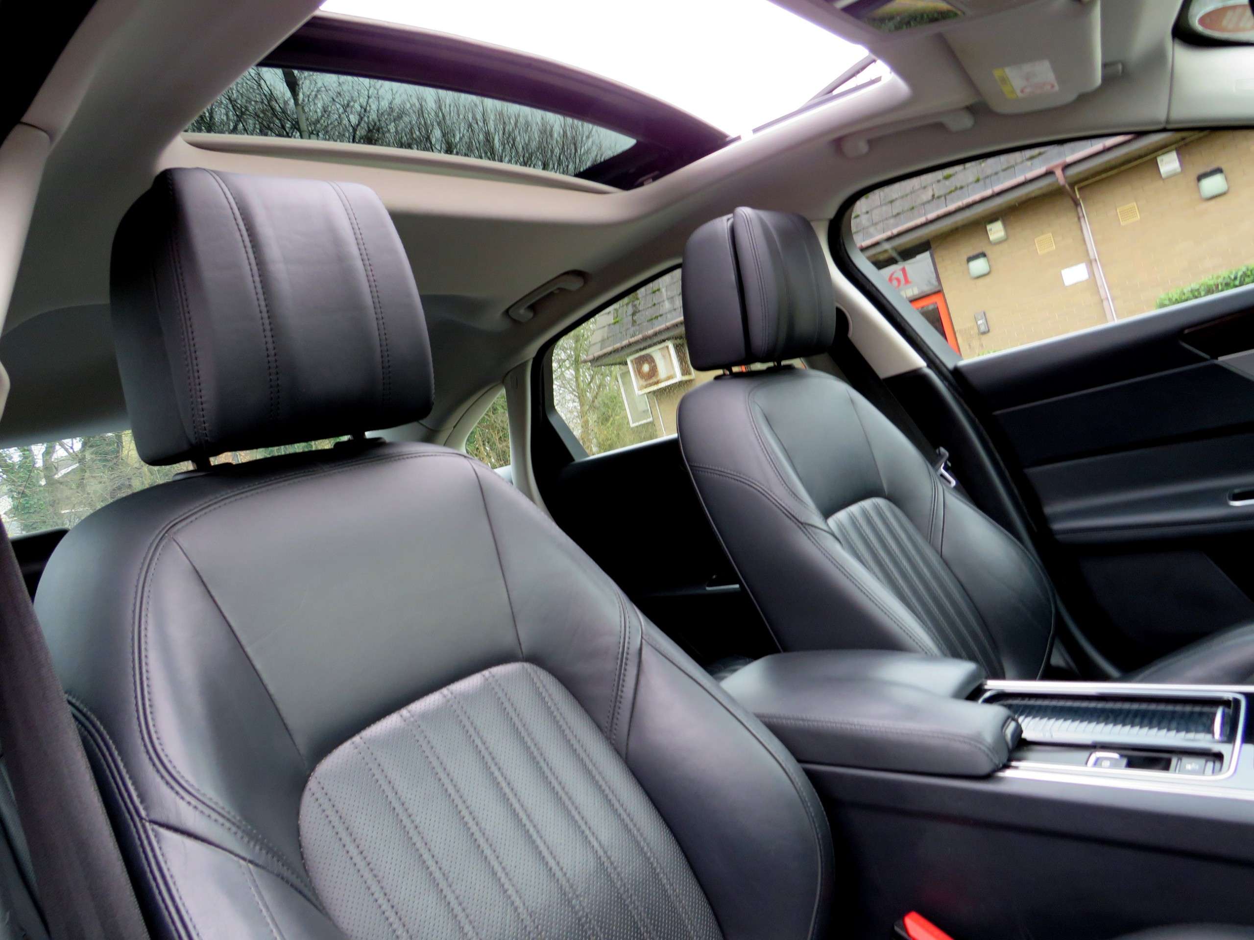 2017 JAGUAR XF 2017 JAGUAR XF