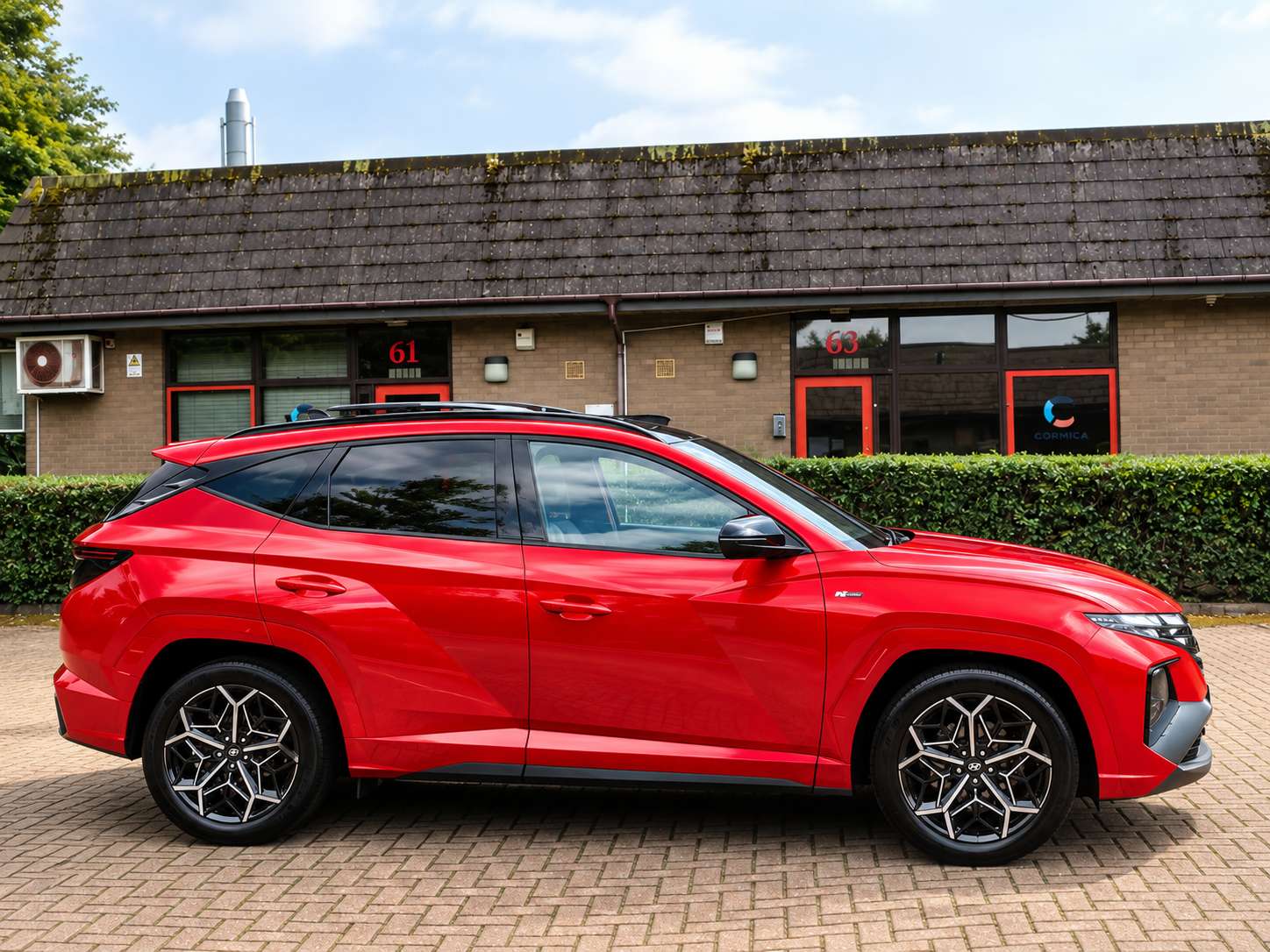 A 2022 HYUNDAI TUCSON 1.6 h T-GDi N Line S SUV 5dr Petrol Hybrid Auto Euro 6 (s/s) (230 ps) A 2022 HYUNDAI TUCSON 1.6 h T-GDi N Line S SUV 5dr Petrol Hybrid Auto Euro 6 (s/s) (230 ps)