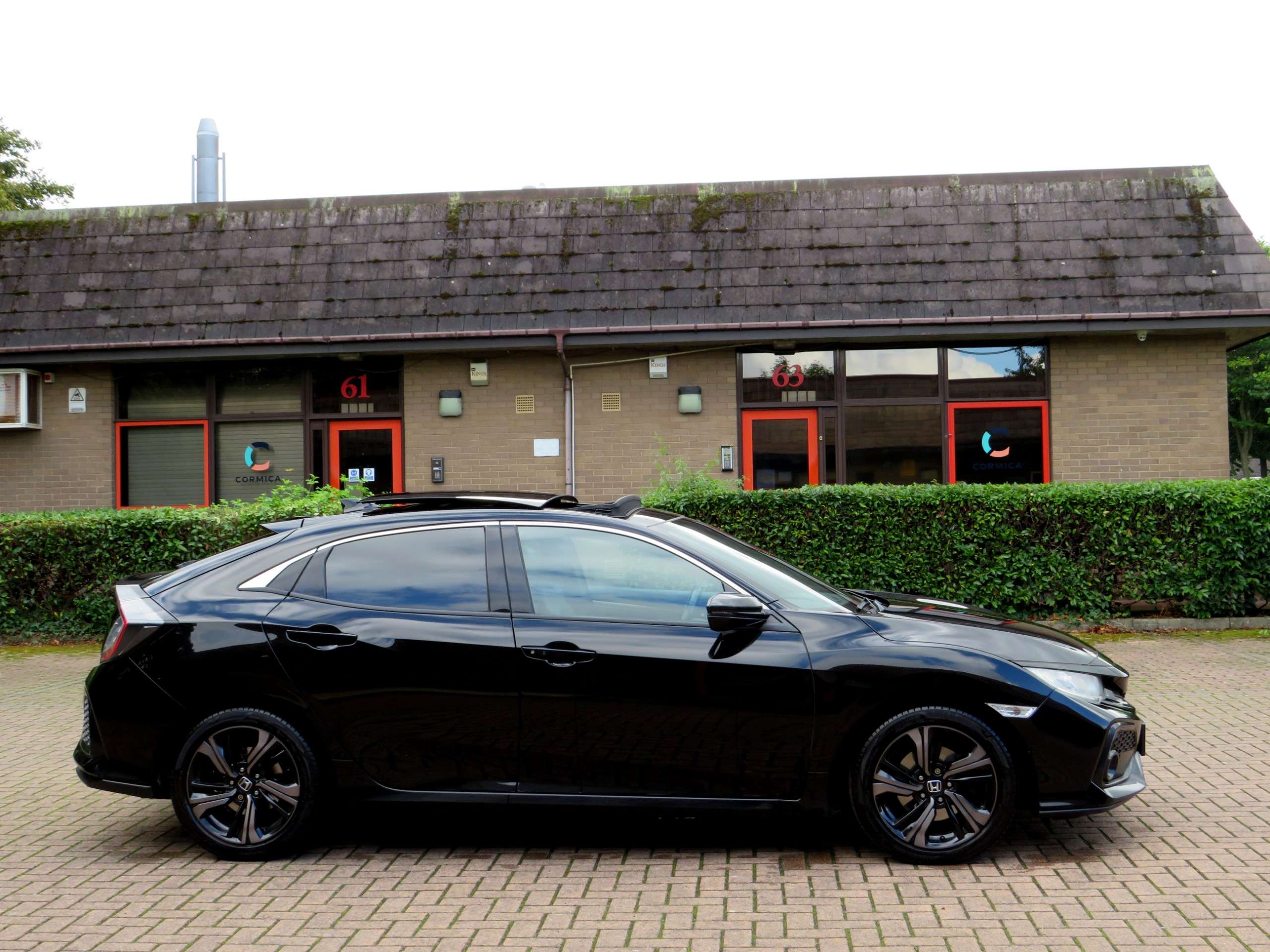 A 2019 HONDA CIVIC 1.6 i-DTEC EX Hatchback 5dr Diesel Auto Euro 6 (s/s) (120 ps) A 2019 HONDA CIVIC 1.6 i-DTEC EX Hatchback 5dr Diesel Auto Euro 6 (s/s) (120 ps)