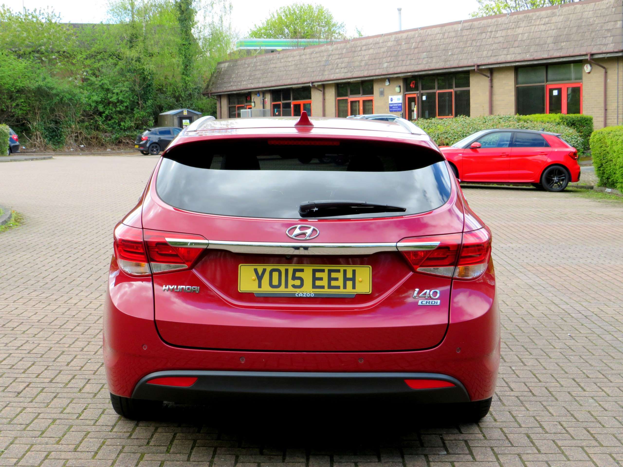 A 2015 HYUNDAI I40 1.7 CRDi Blue Drive SE Nav Business Tourer 5dr Diesel Manual Euro 6 (s/s) (115 ps) A 2015 HYUNDAI I40 1.7 CRDi Blue Drive SE Nav Business Tourer 5dr Diesel Manual Euro 6 (s/s) (115 ps)