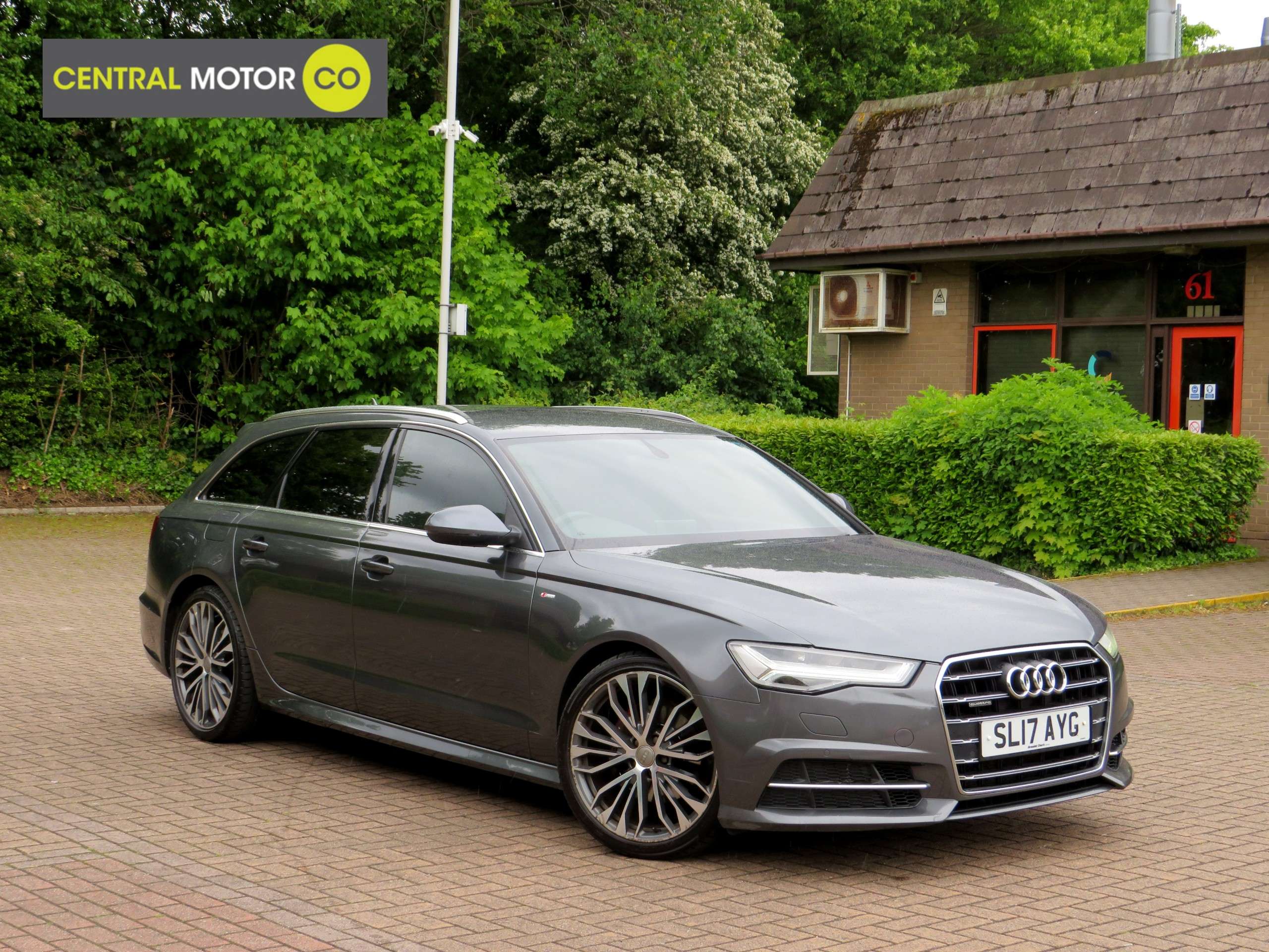 A 2017 AUDI A6 AVANT 2.0 TDI S line Estate 5dr Diesel S Tronic quattro Euro 6 (s/s) (190 ps) A 2017 AUDI A6 AVANT 2.0 TDI S line Estate 5dr Diesel S Tronic quattro Euro 6 (s/s) (190 ps)