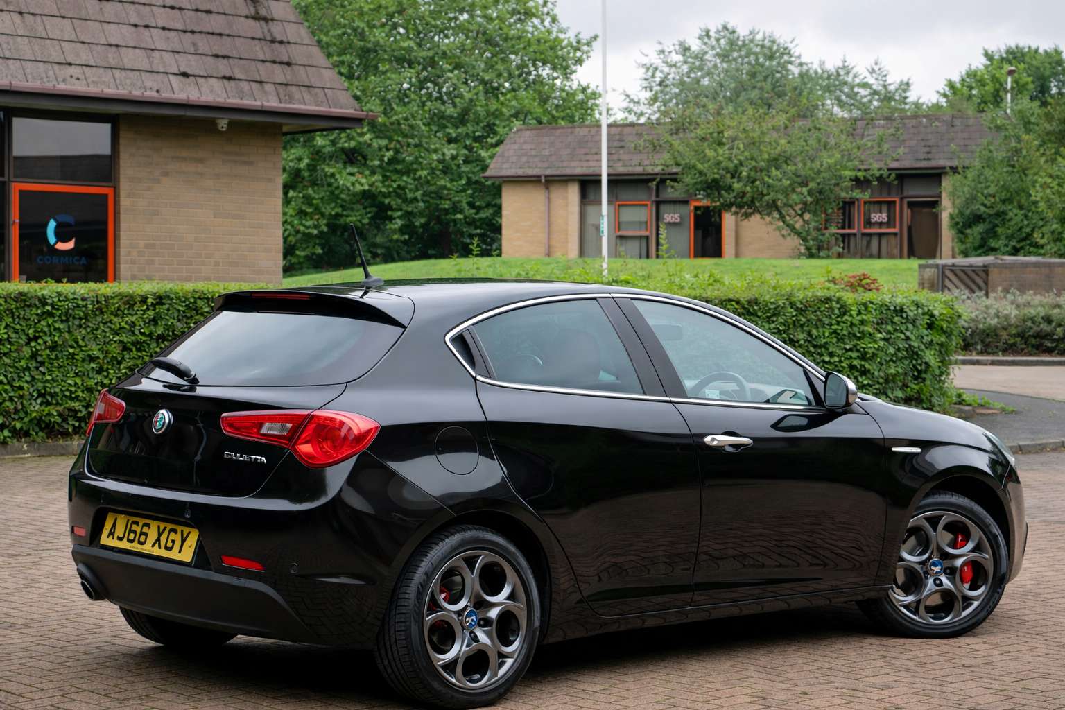 A 2016 ALFA ROMEO GIULIETTA TB MULTIAIR SUPER 5-Door A 2016 ALFA ROMEO GIULIETTA TB MULTIAIR SUPER 5-Door