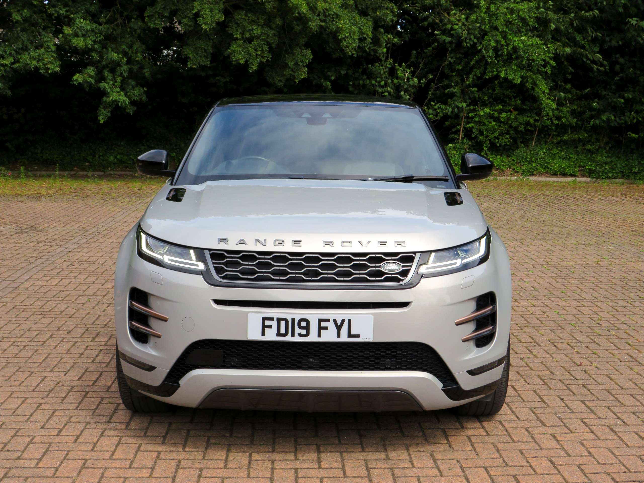 2019 LAND ROVER RANGE ROVER EVOQUE 2019 LAND ROVER RANGE ROVER EVOQUE