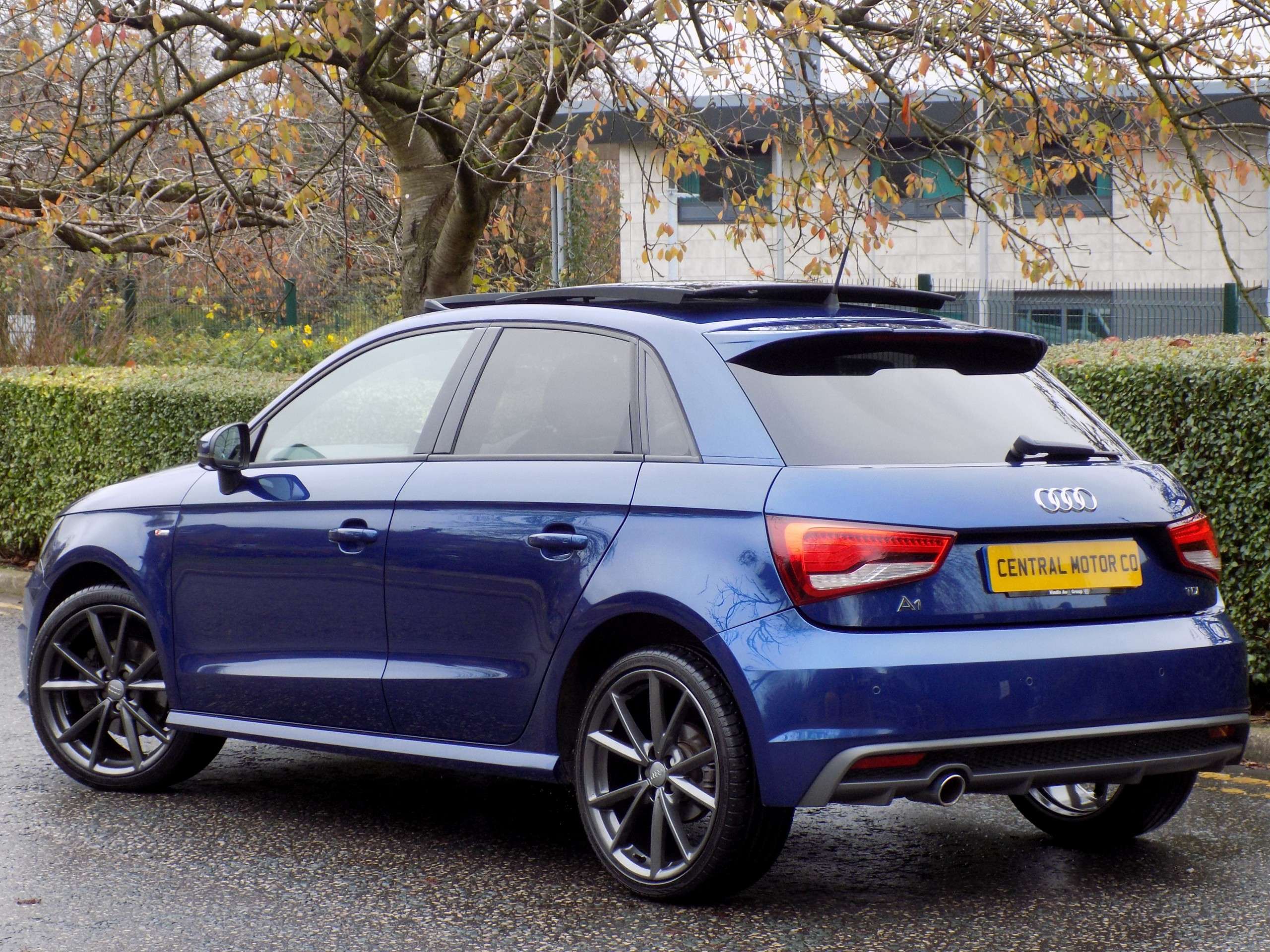2016 AUDI A1 2016 AUDI A1