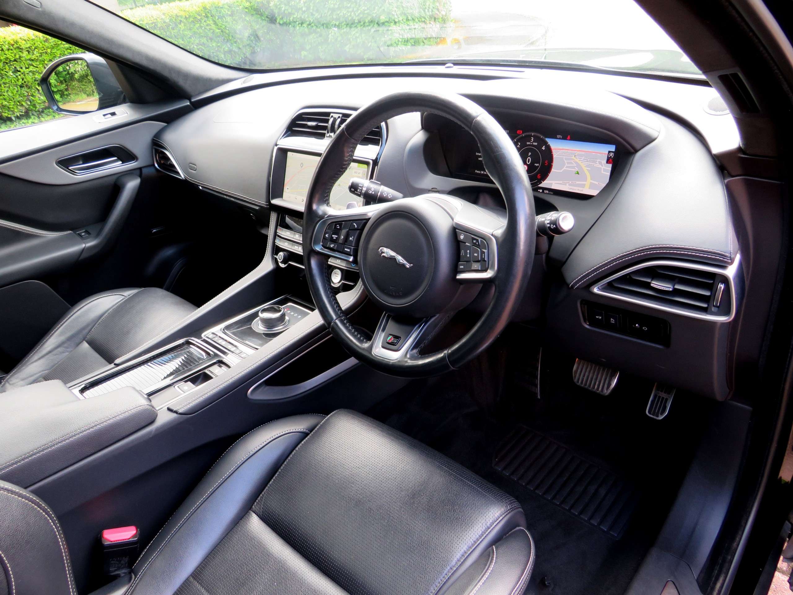 2019 JAGUAR F-PACE 2019 JAGUAR F-PACE