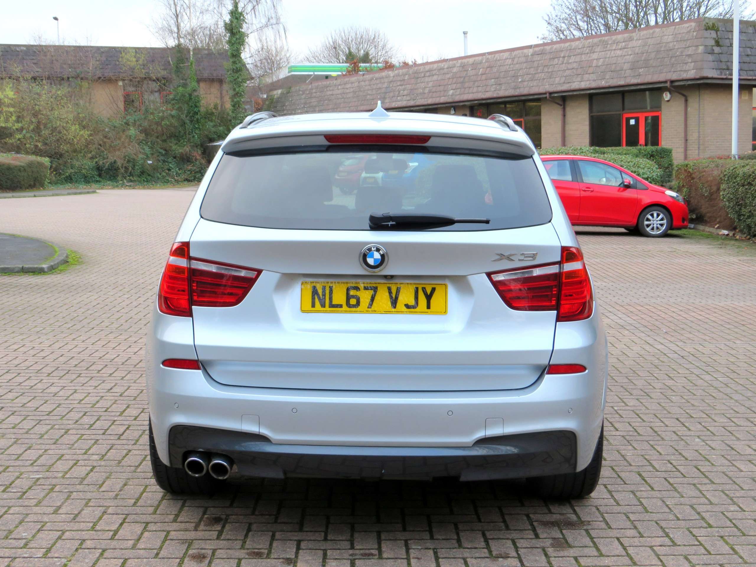 A 2017 BMW X3 3.0 35d M Sport SUV 5dr Diesel Auto xDrive Euro 6 (s/s) (313 ps) A 2017 BMW X3 3.0 35d M Sport SUV 5dr Diesel Auto xDrive Euro 6 (s/s) (313 ps)