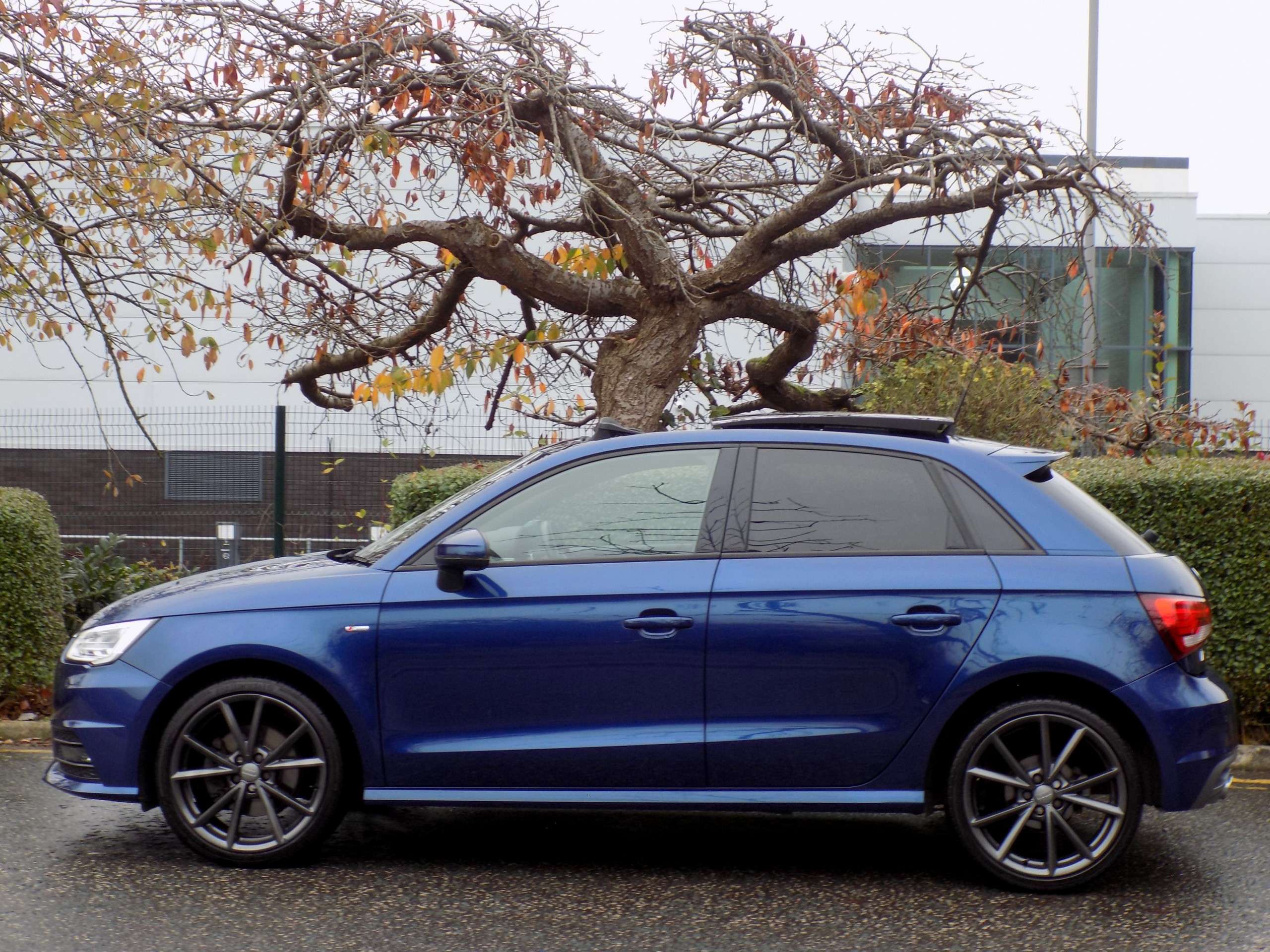 2016 AUDI A1 2016 AUDI A1