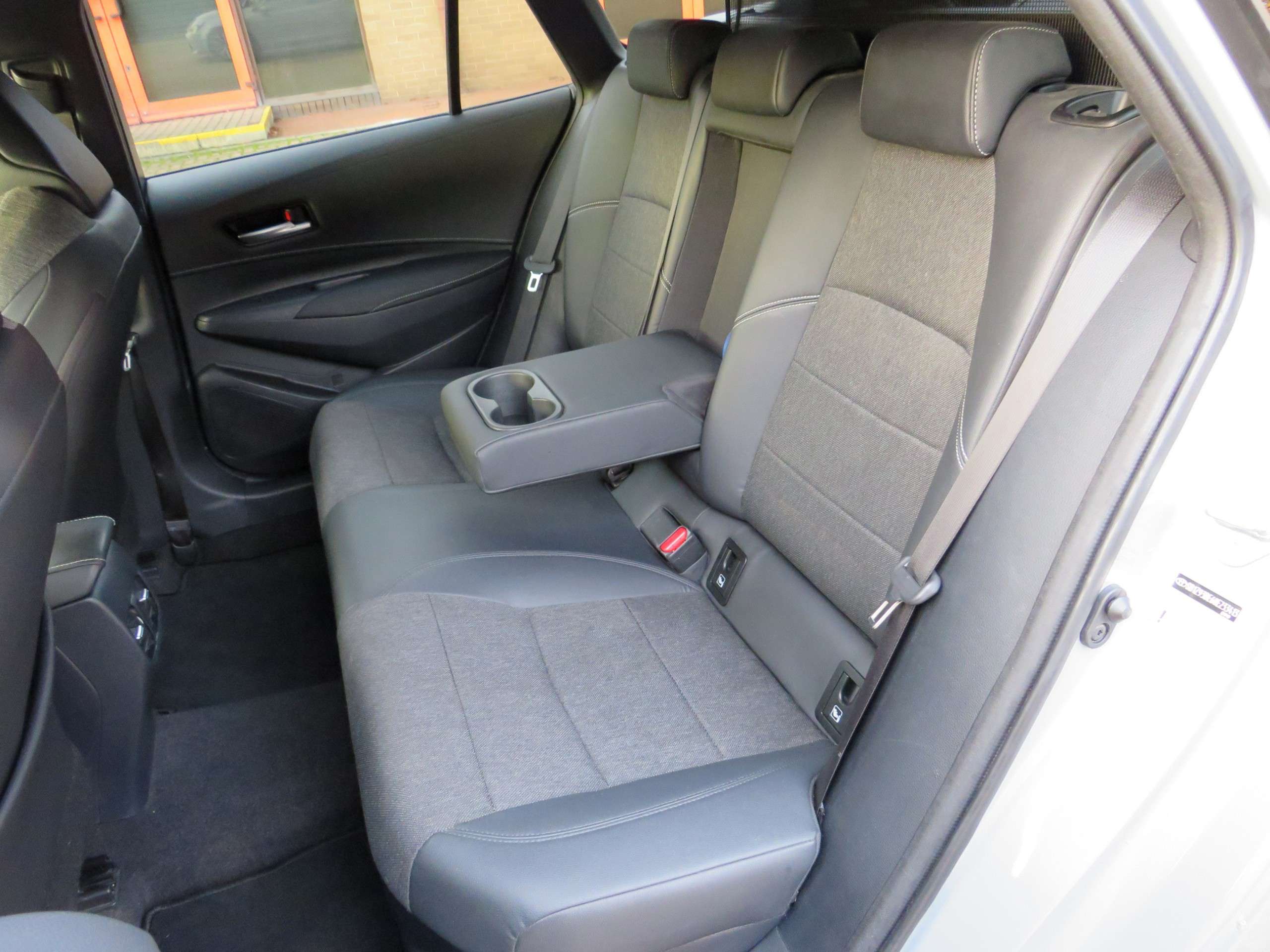 2021 TOYOTA COROLLA 2021 TOYOTA COROLLA