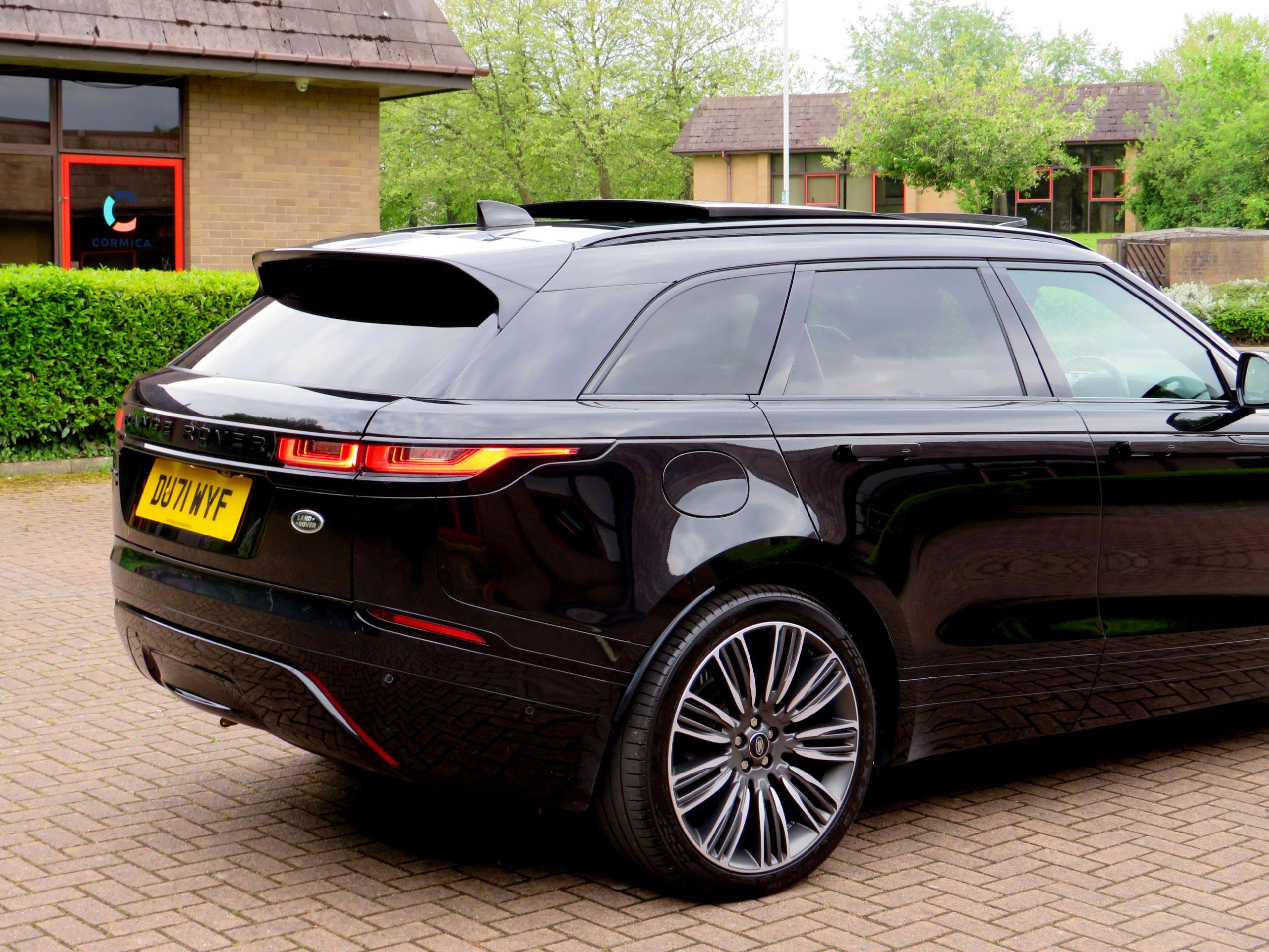 2021 LAND ROVER RANGE ROVER VELAR 2021 LAND ROVER RANGE ROVER VELAR